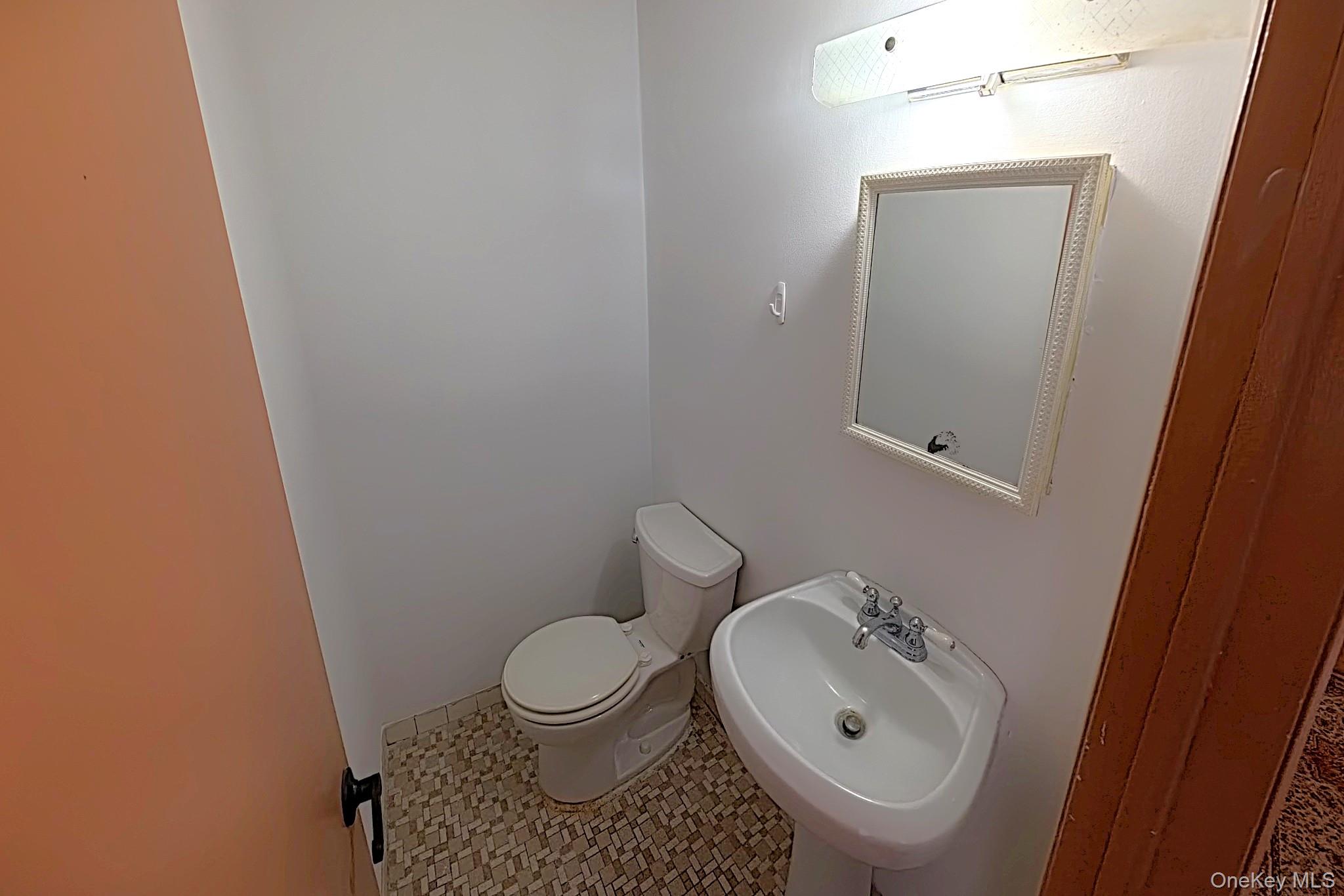 9 E Lawrence Park Drive, Unit 1 photo 19