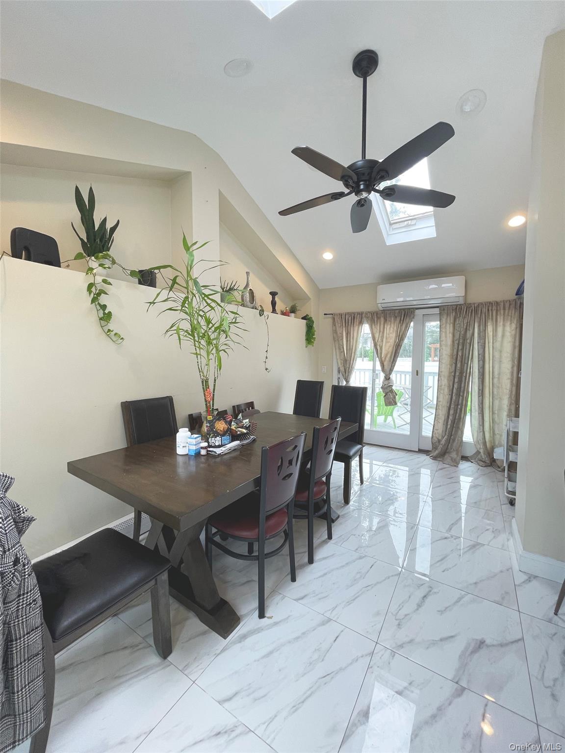 574 Rudwick Place – For Sale photo 9