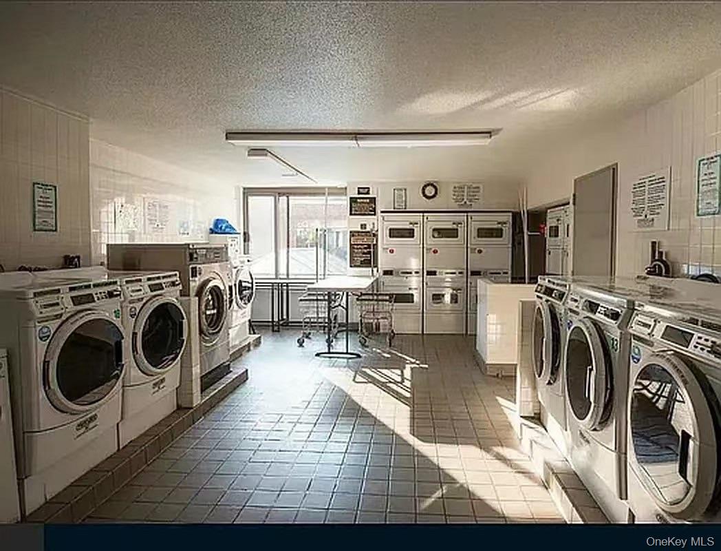 2 S End Avenue, Unit 3W photo 8