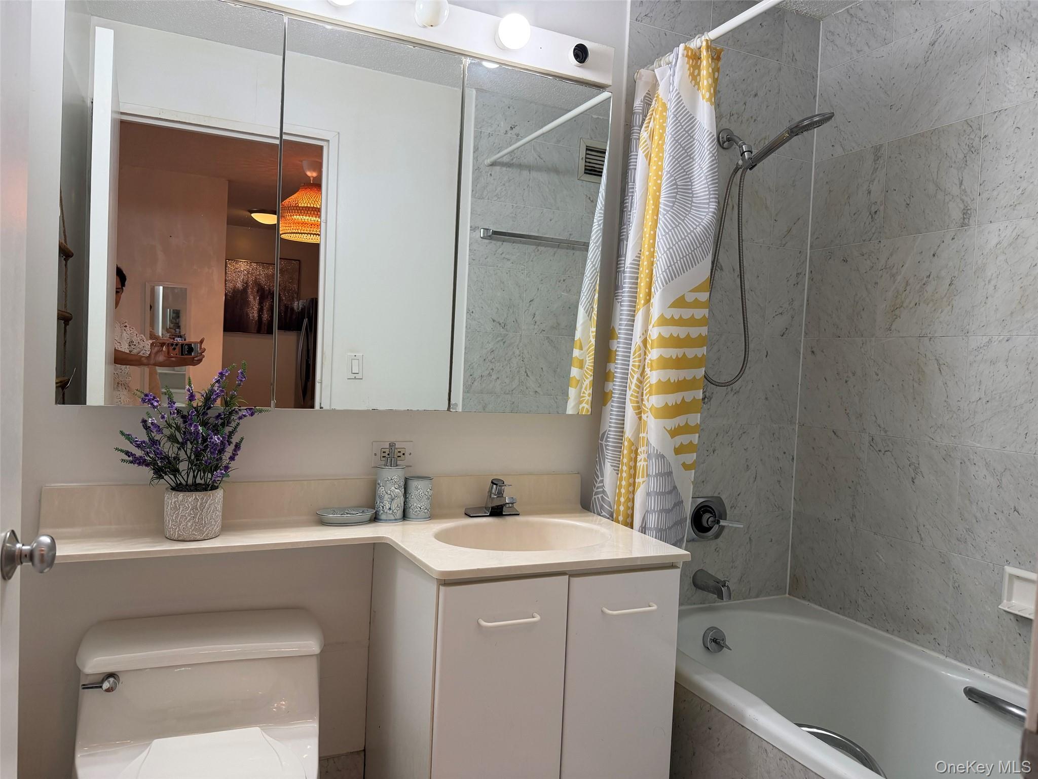 2 S End Avenue, Unit 3W photo 4