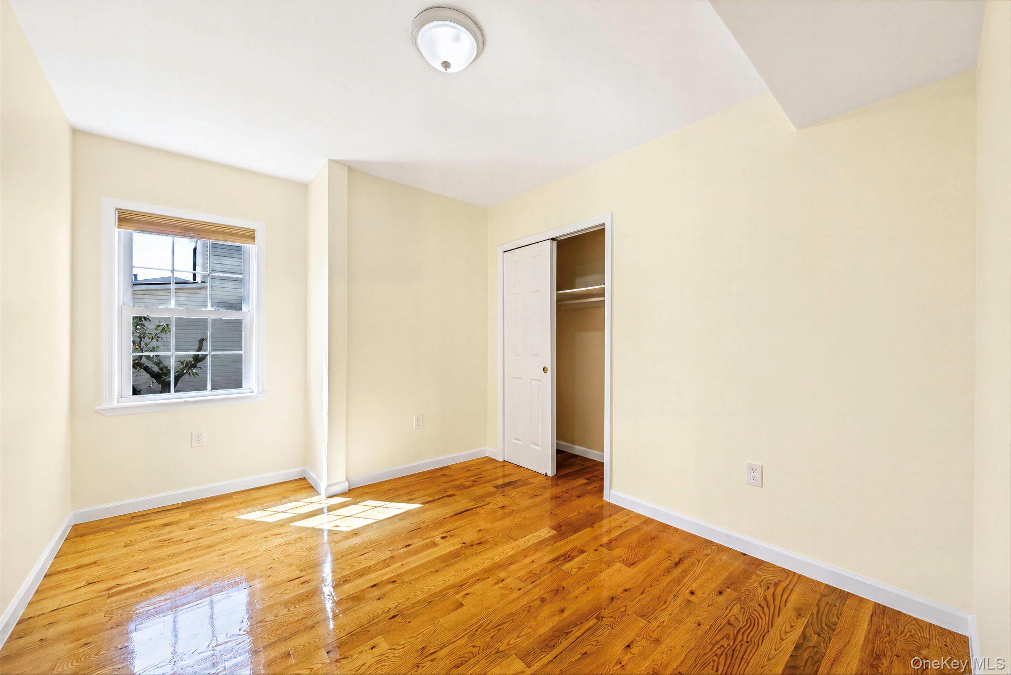 9511 92nd Street – For Sale photo 16