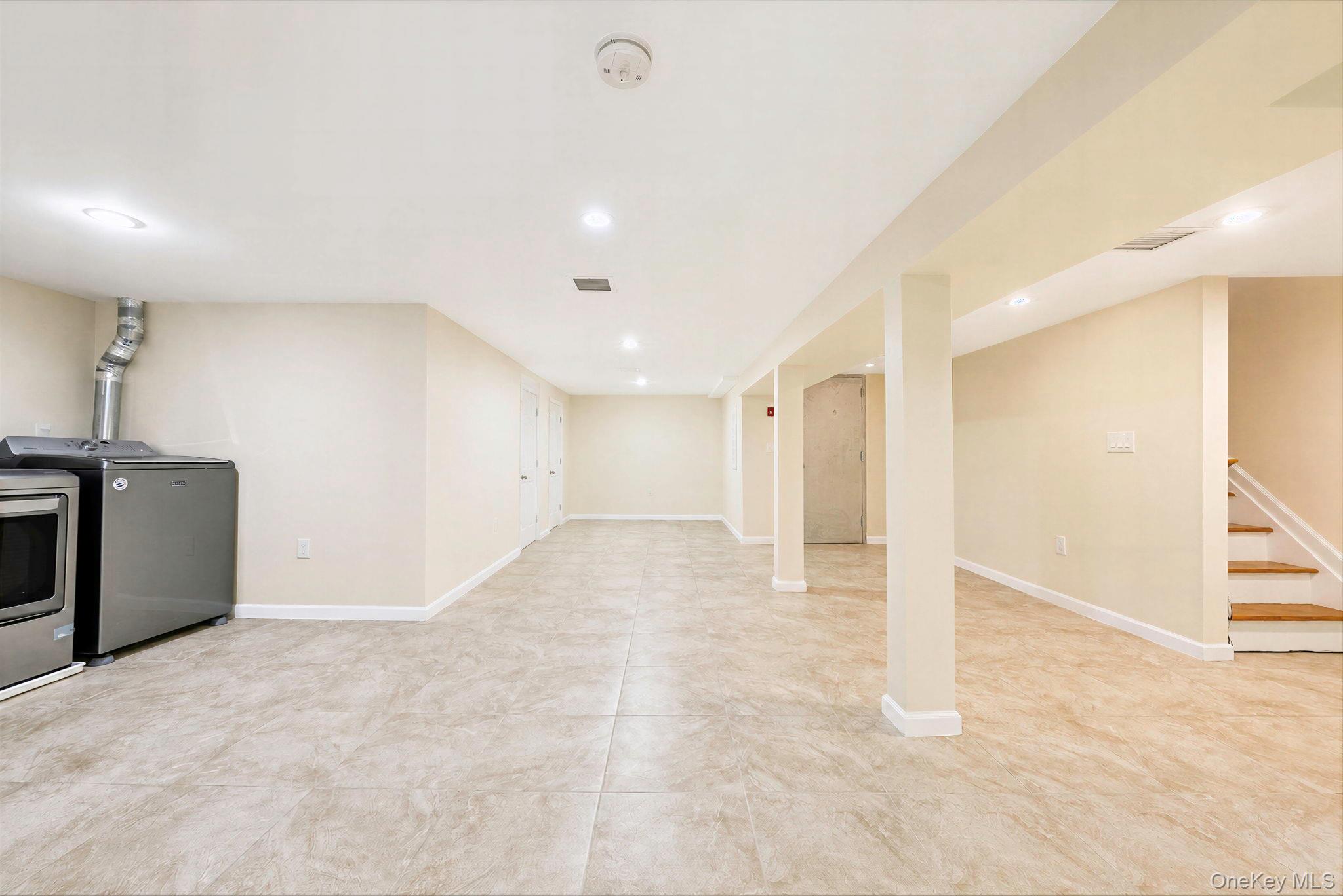 9511 92nd Street – For Sale photo 31