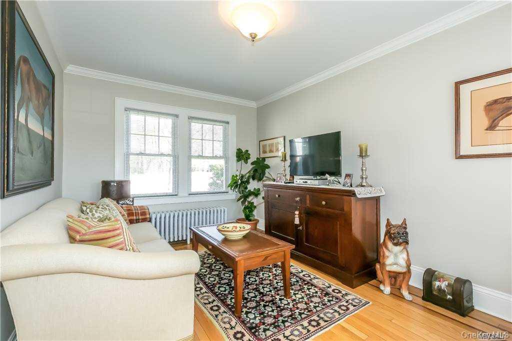 16 Union Avenue – For Rent photo 9