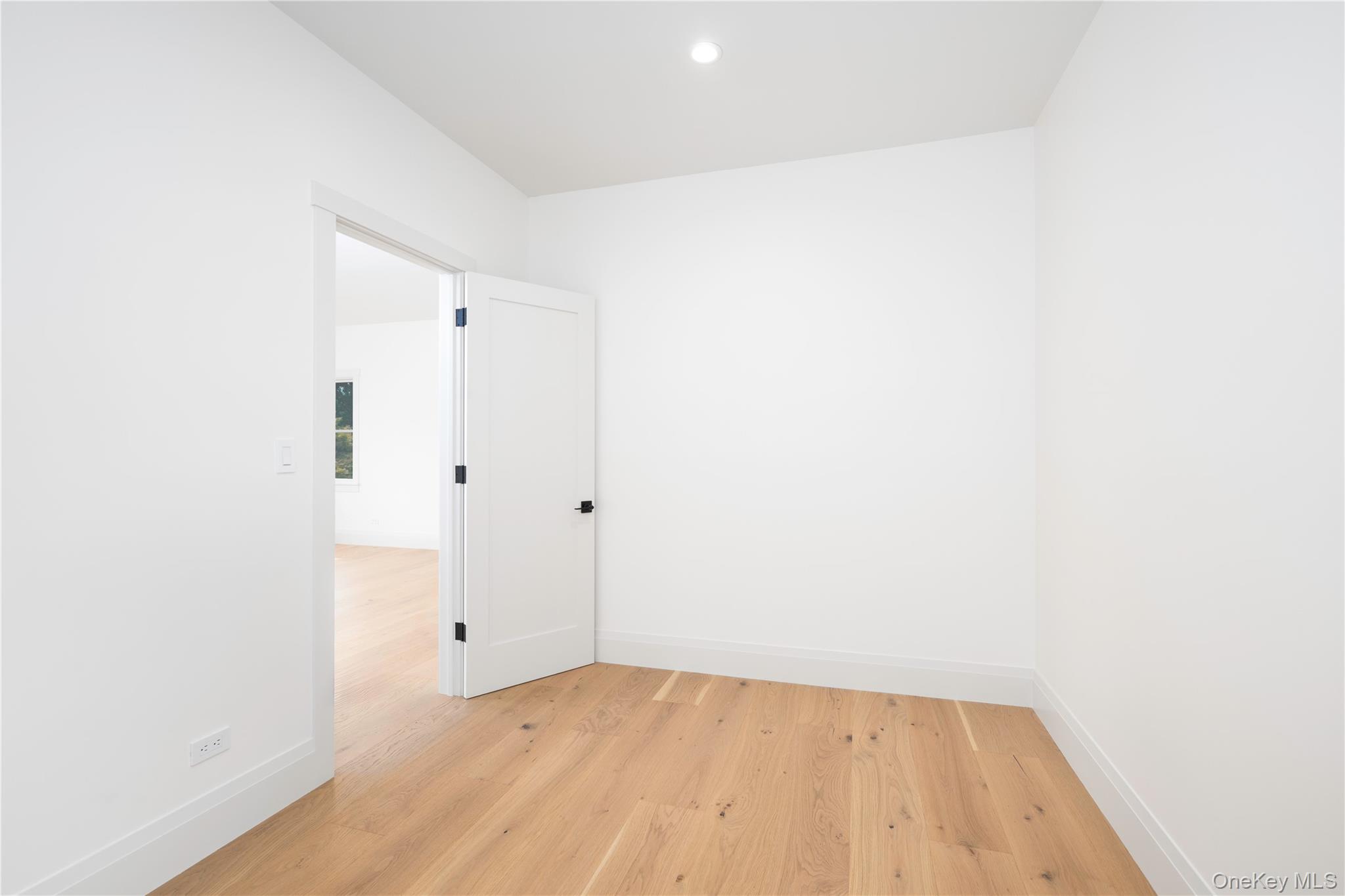 65 Dutch Street – For Sale photo 25