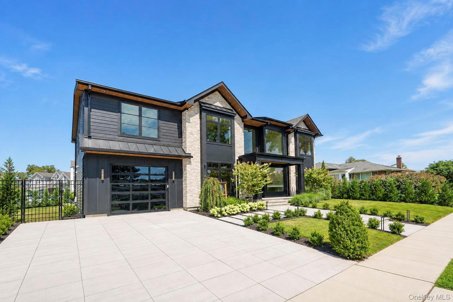 2017 Ladenburg Drive – For Sale photo 6