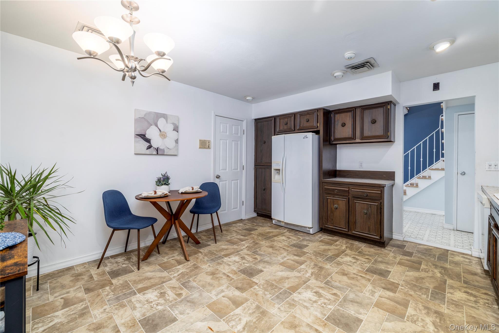 29 Donna Lane – For Sale photo 11