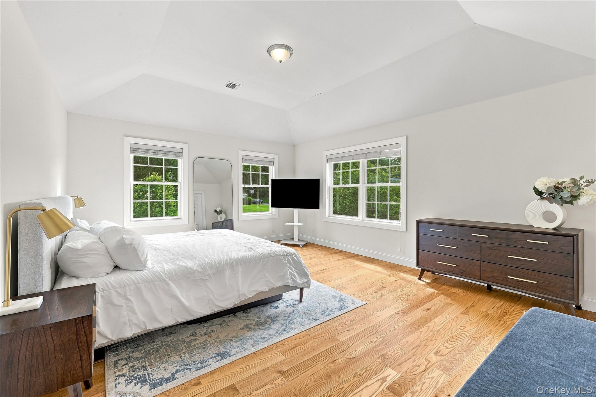 39 E Hill Road – For Sale photo 22