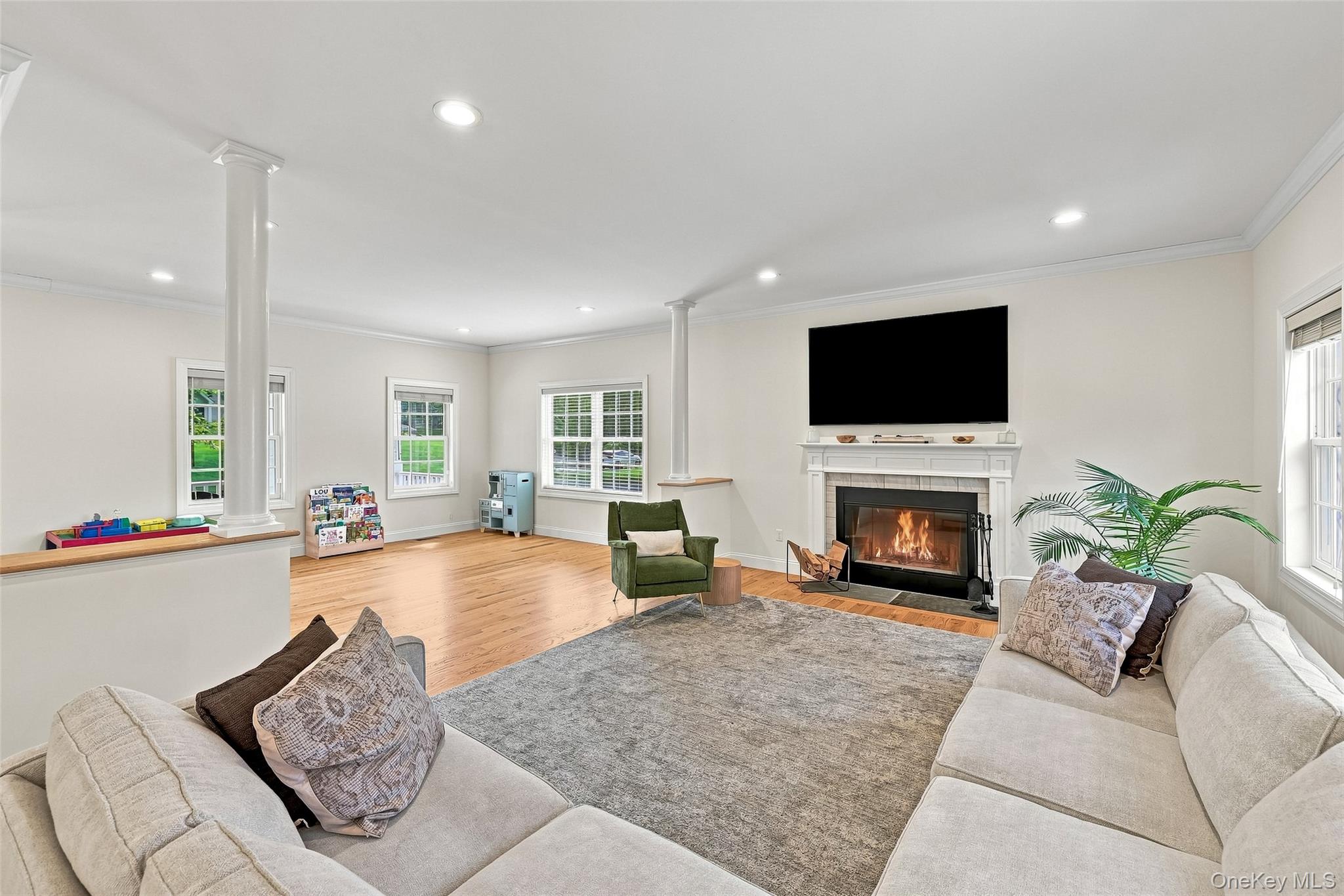 39 E Hill Road – For Sale photo 7
