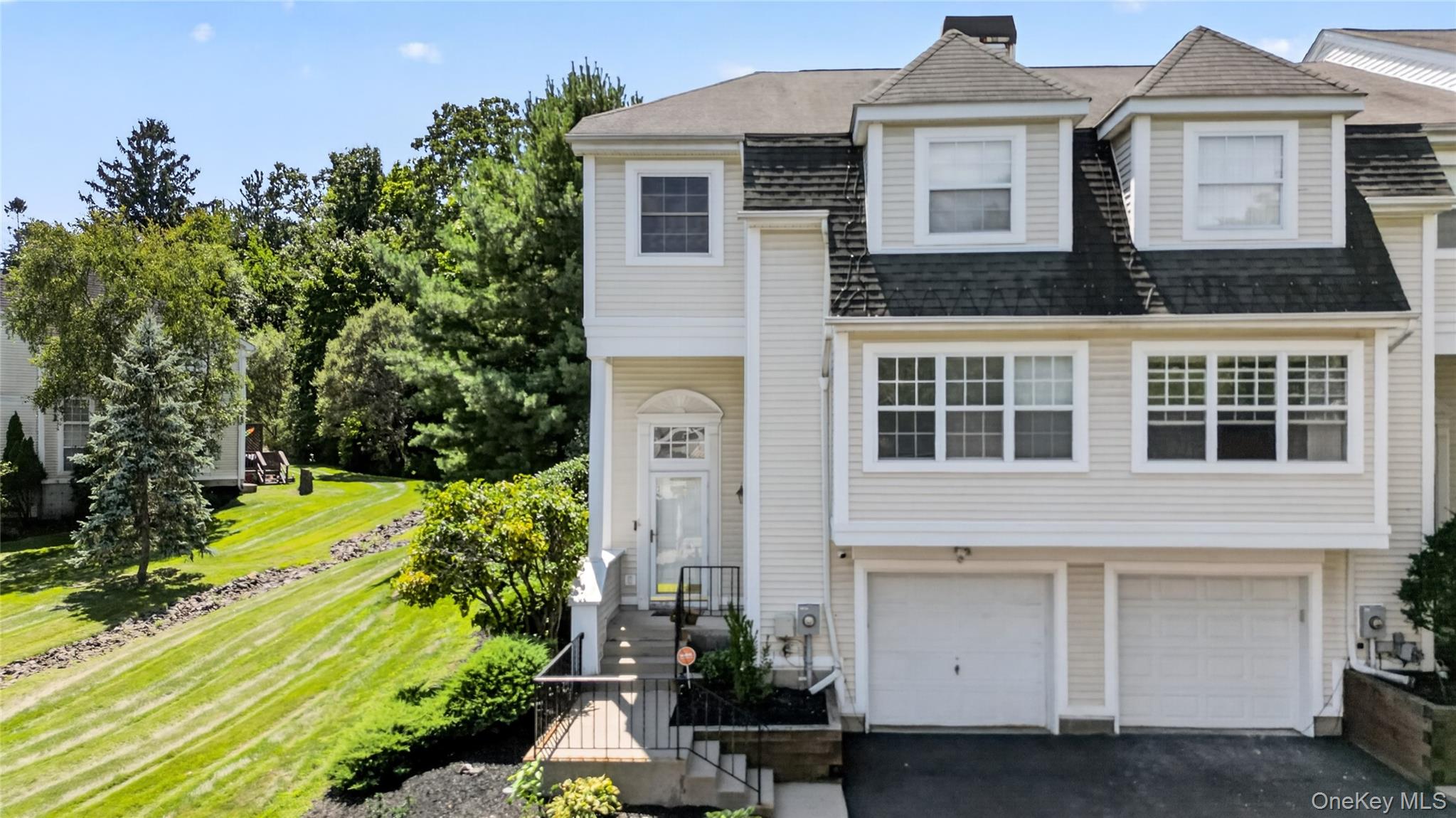 115 Delafield Lane – For Sale