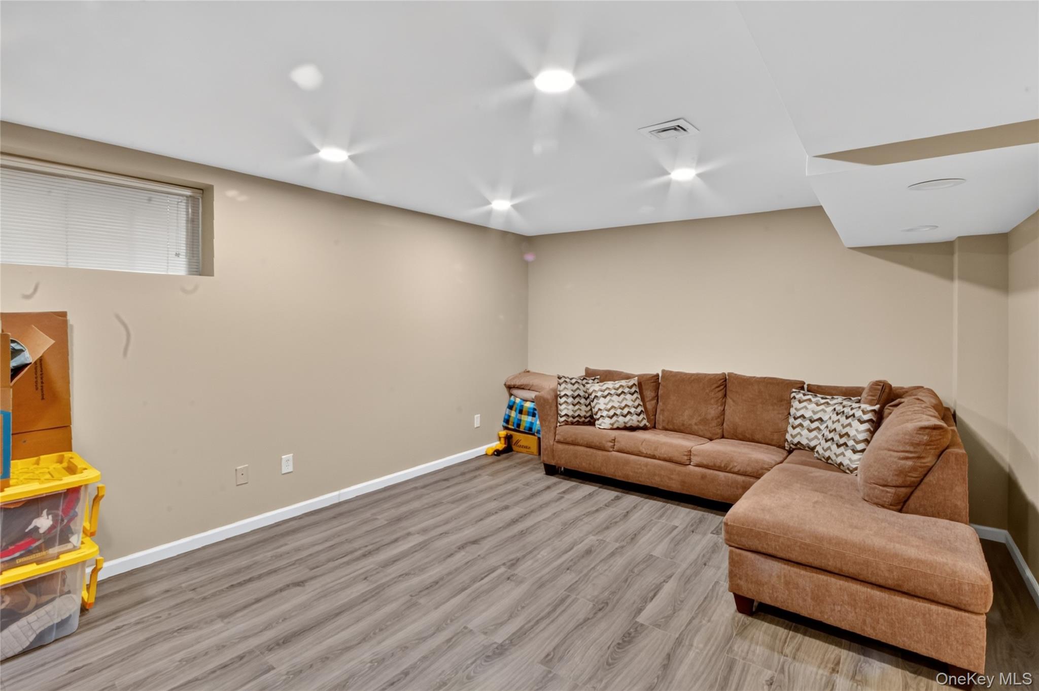 115 Delafield Lane – For Sale photo 37