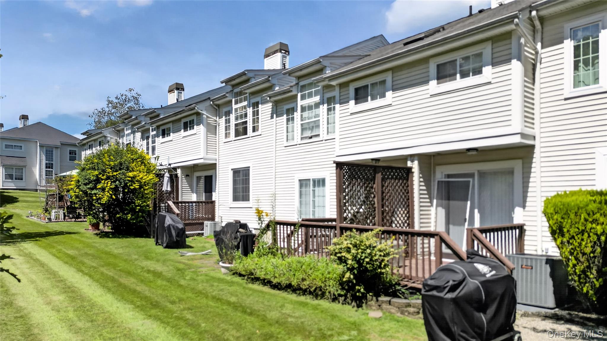 115 Delafield Lane – For Sale photo 18