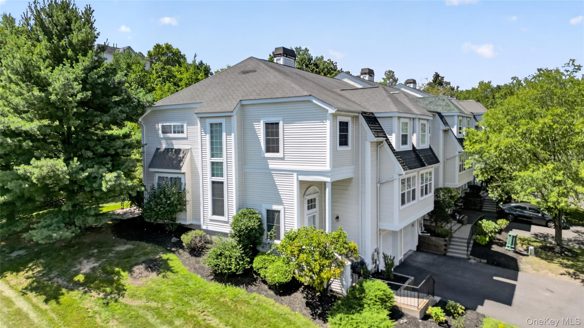 115 Delafield Lane – For Sale photo 12