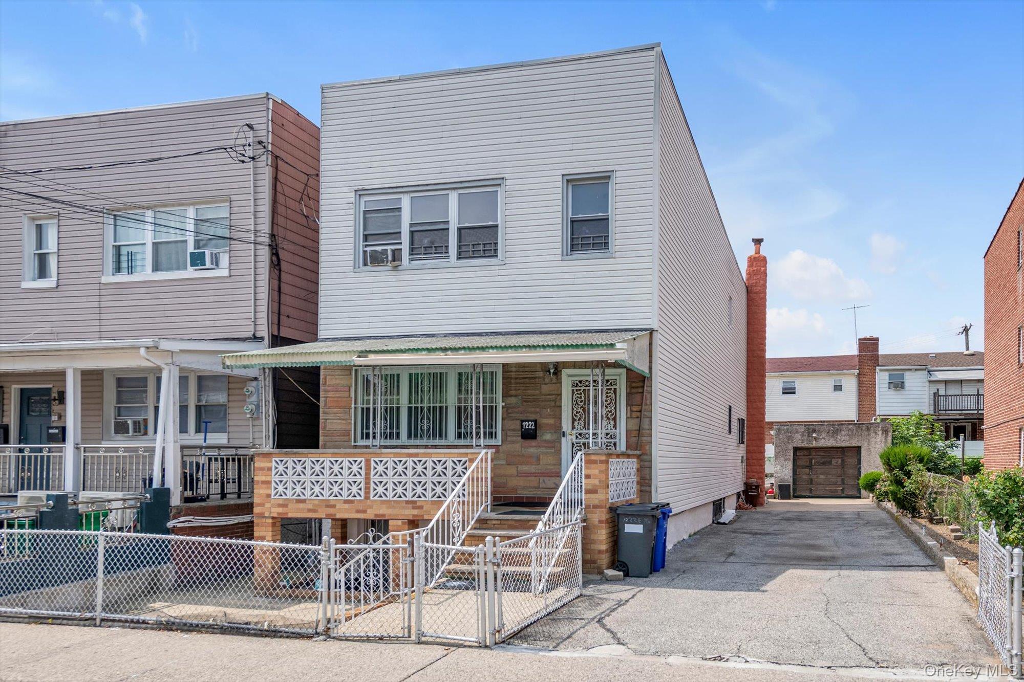1222 E 92nd Street – For Sale