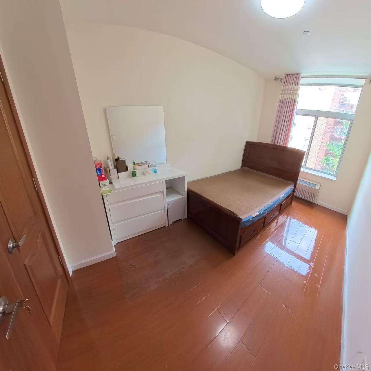 144-69 Barclay Avenue, Unit 3C photo 7