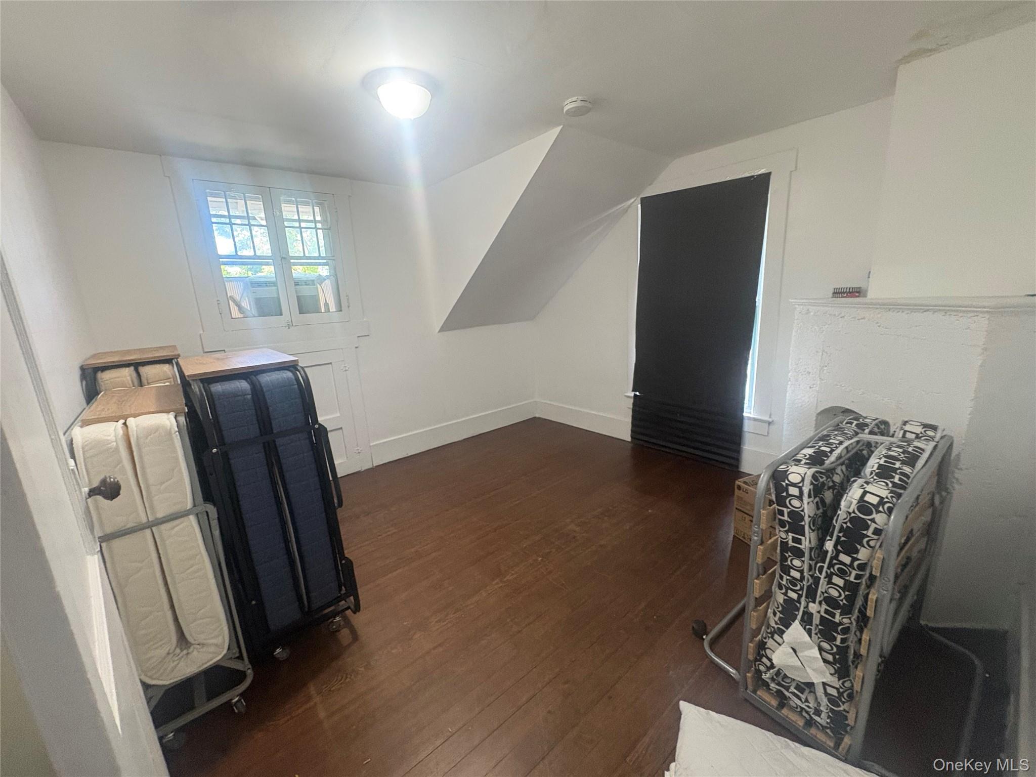 7 North Road – For Sale photo 11