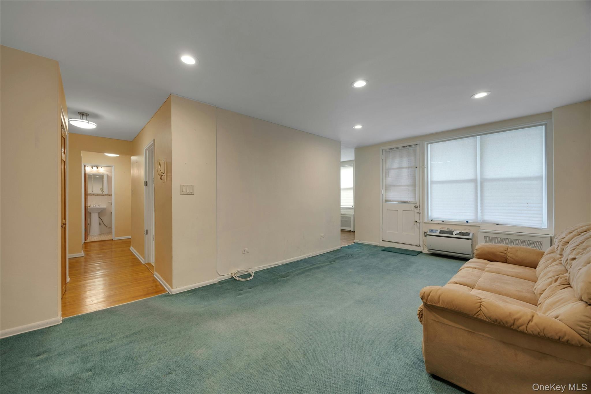 34-43 60th Street, Unit 2F photo 3