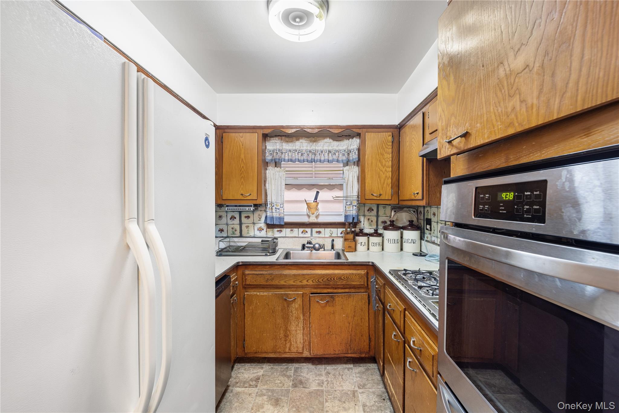 4045 A Wilder Avenue – For Sale photo 9