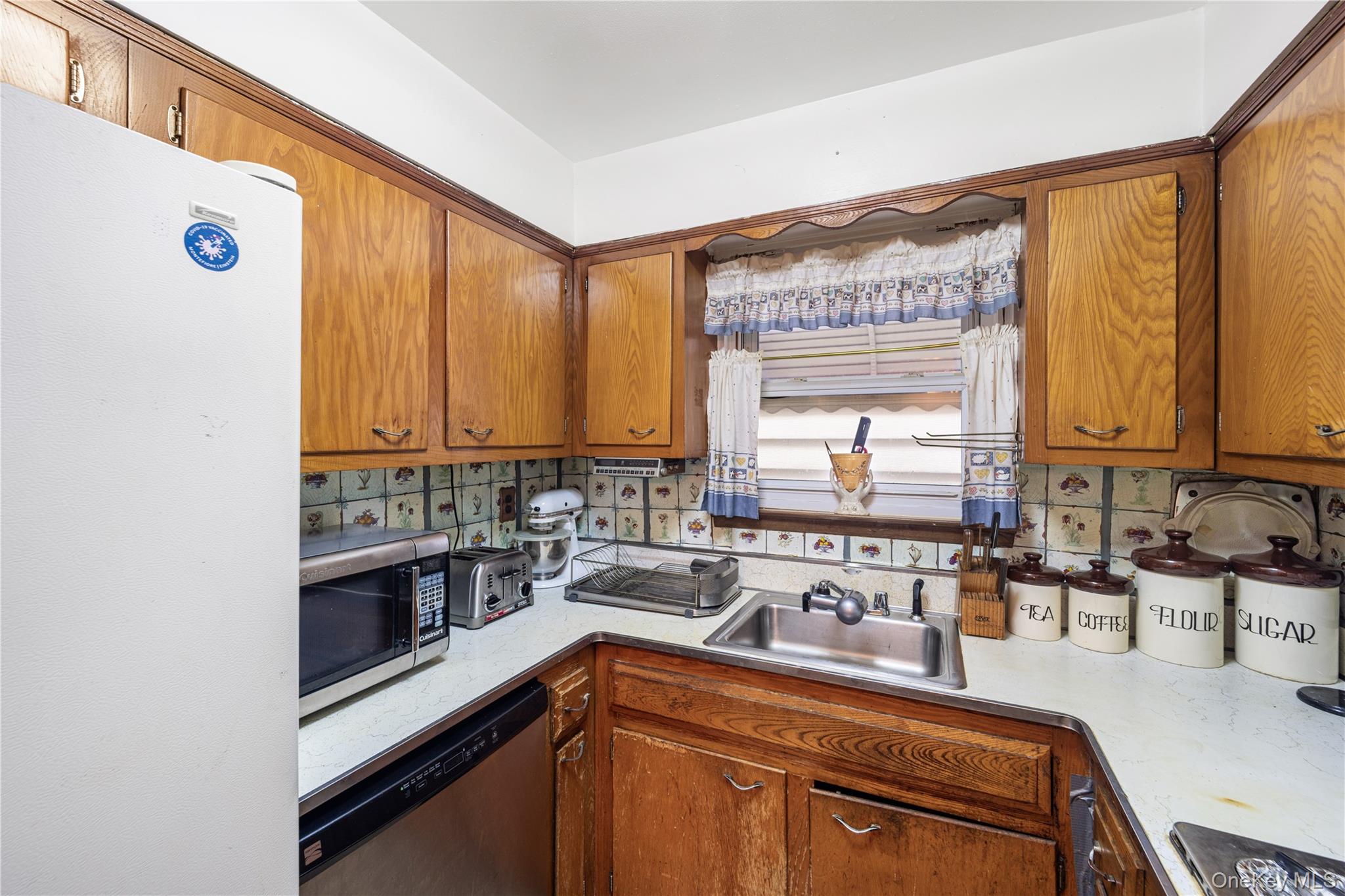 4045 A Wilder Avenue – For Sale photo 8