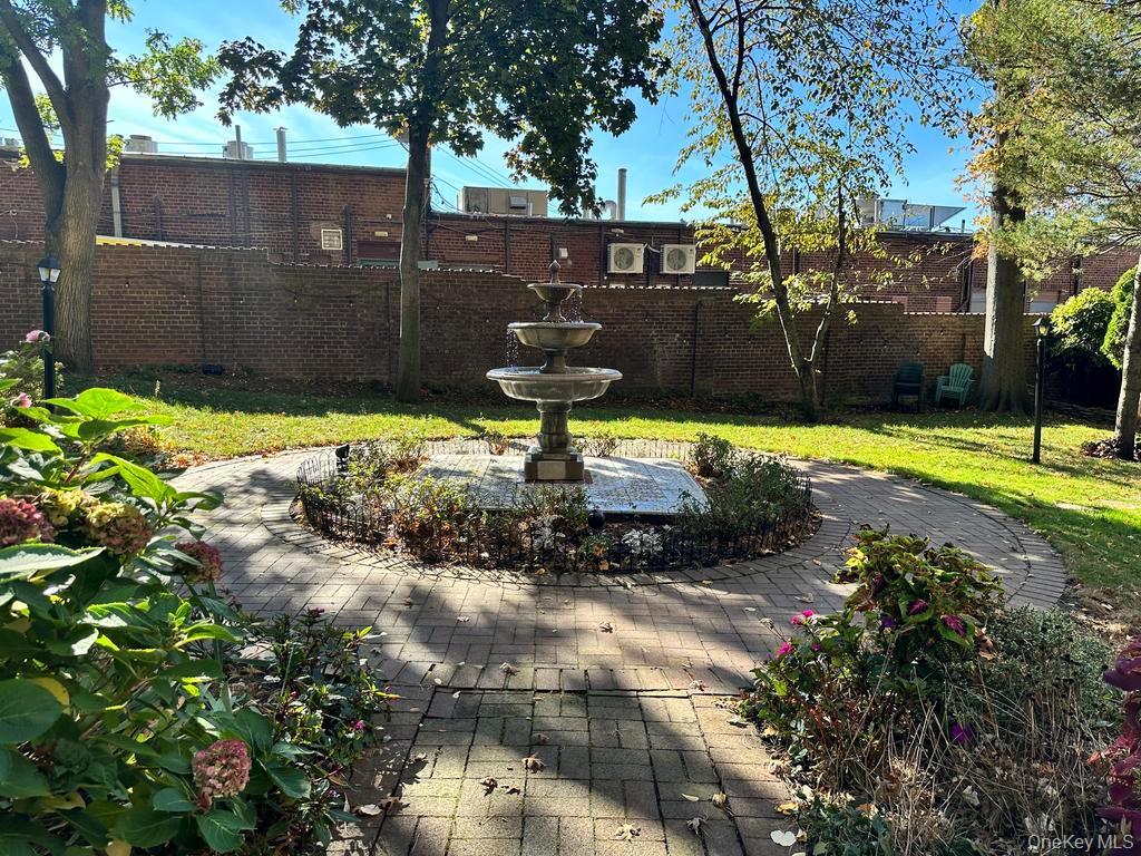 8 Barstow Road, Unit 6K photo 8