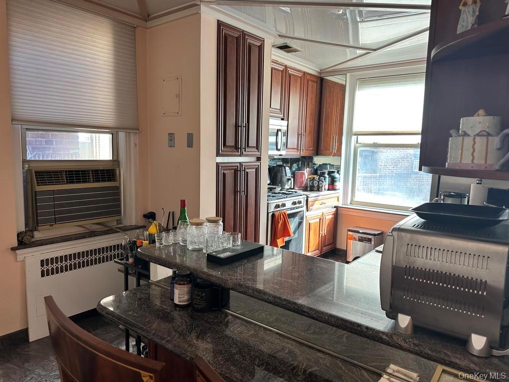 8 Barstow Road, Unit 6K photo 10