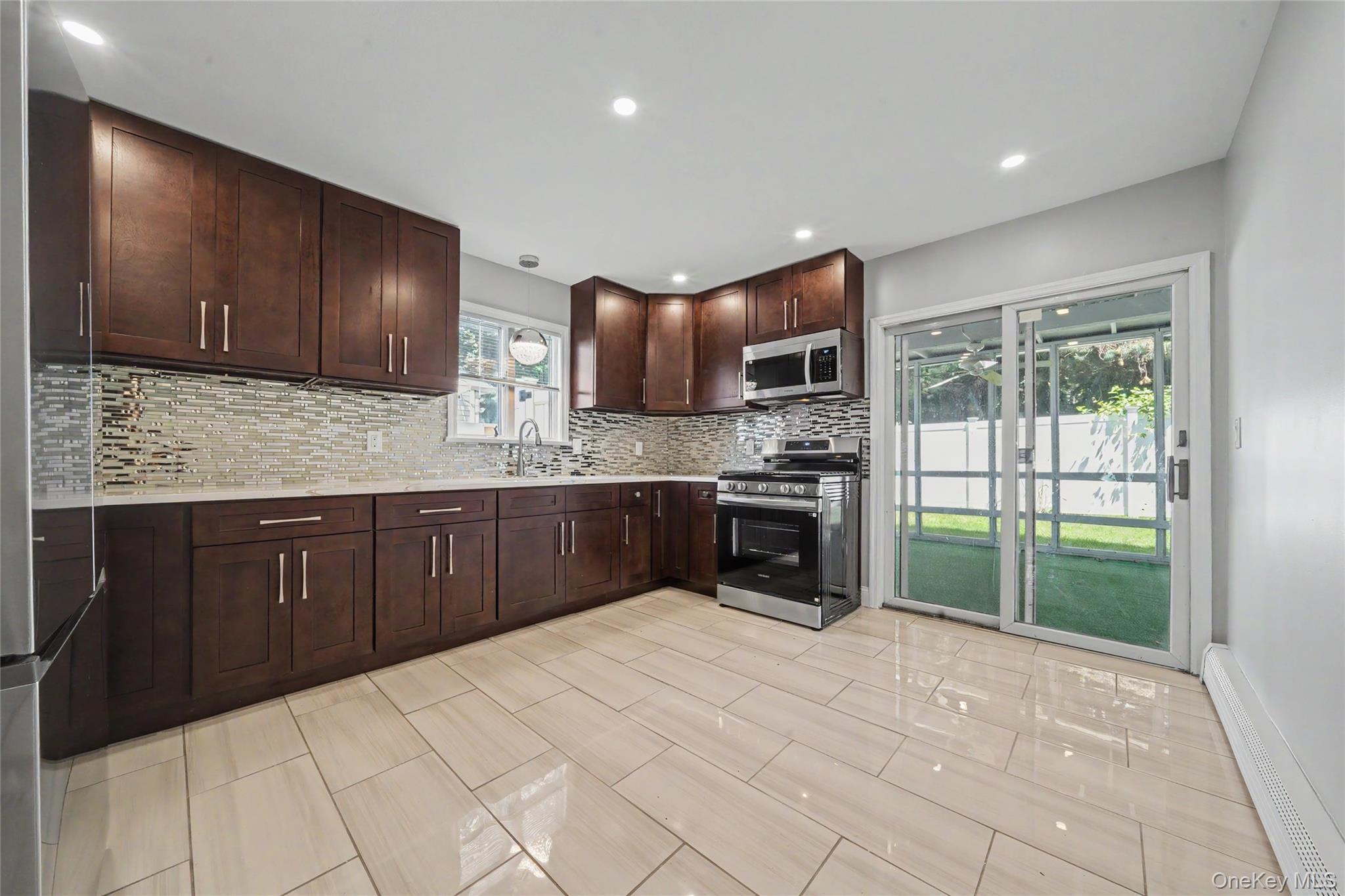 46 Homewood Avenue, Unit 1L photo 4