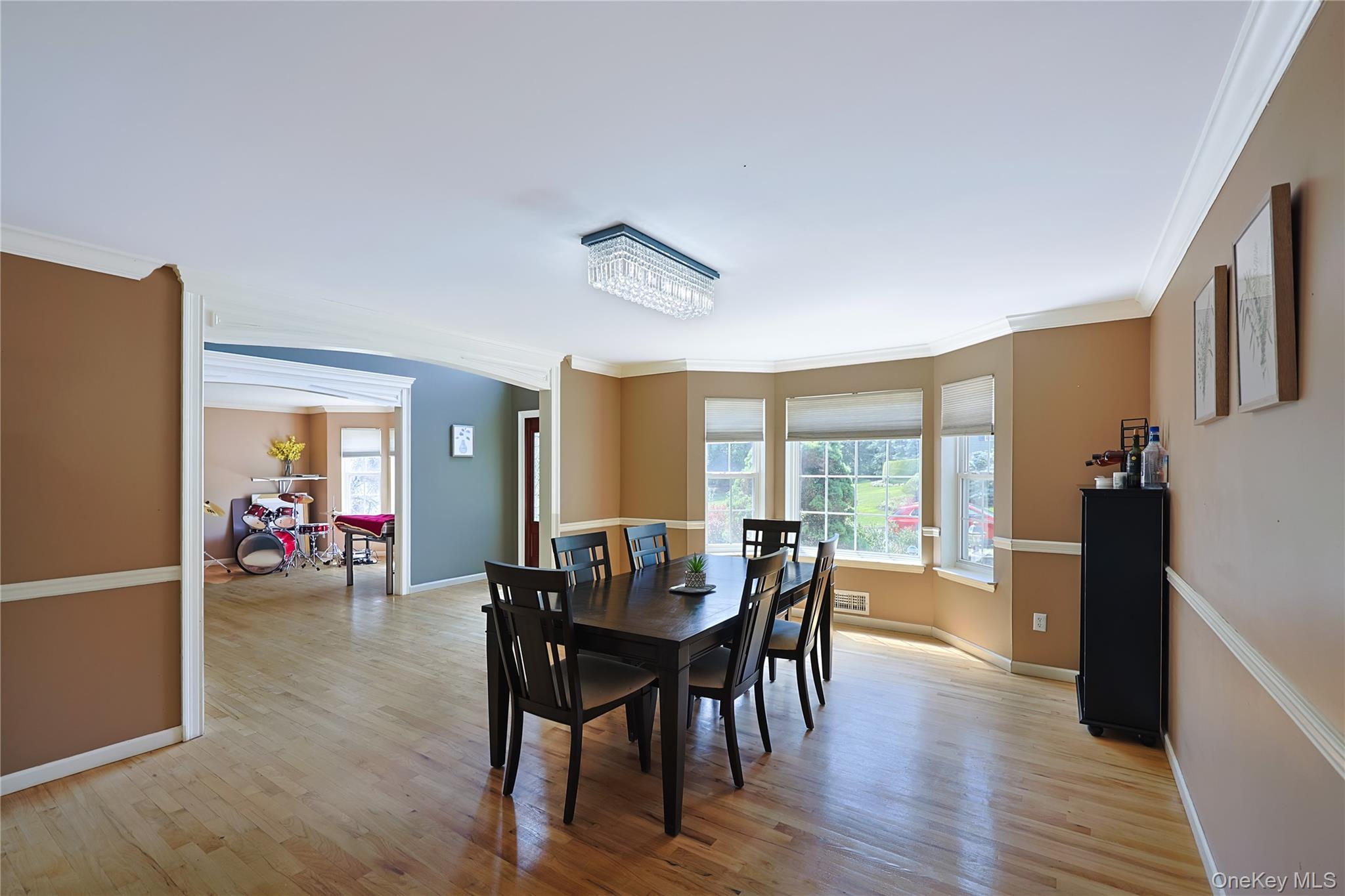 1010 Pine View – For Sale photo 17