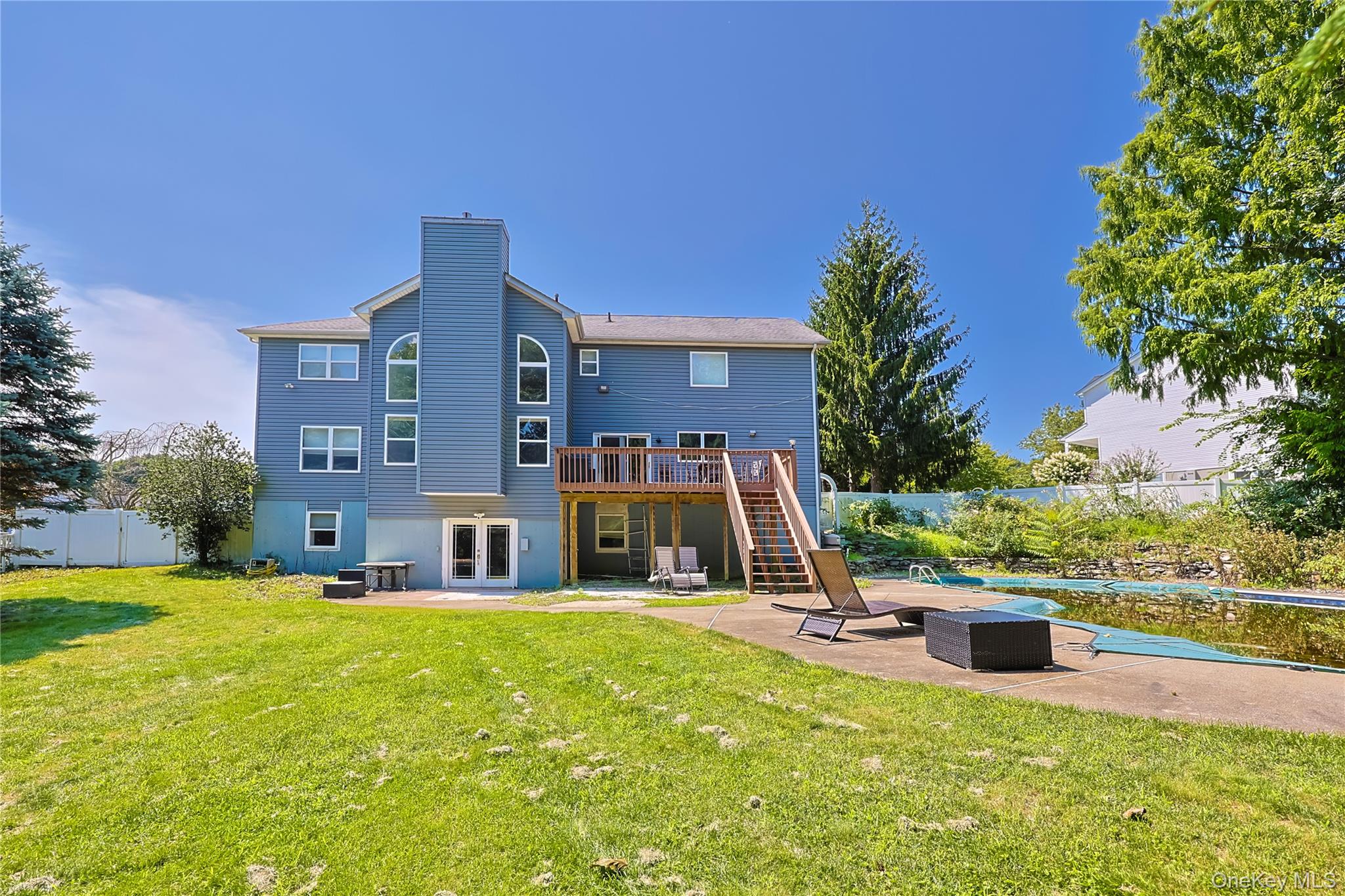 1010 Pine View – For Sale photo 16