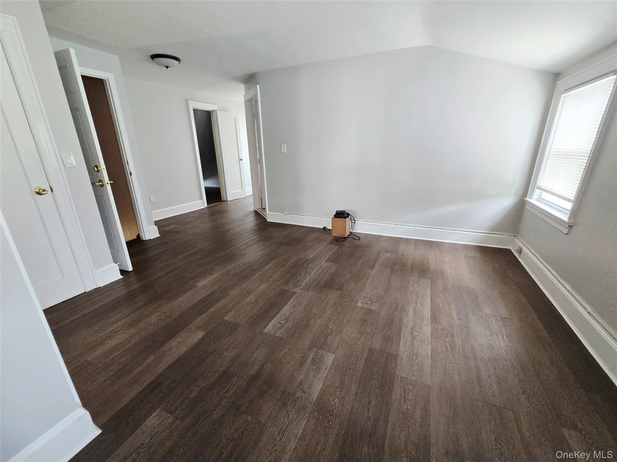 190 Bryant Avenue, Unit 2 photo 2