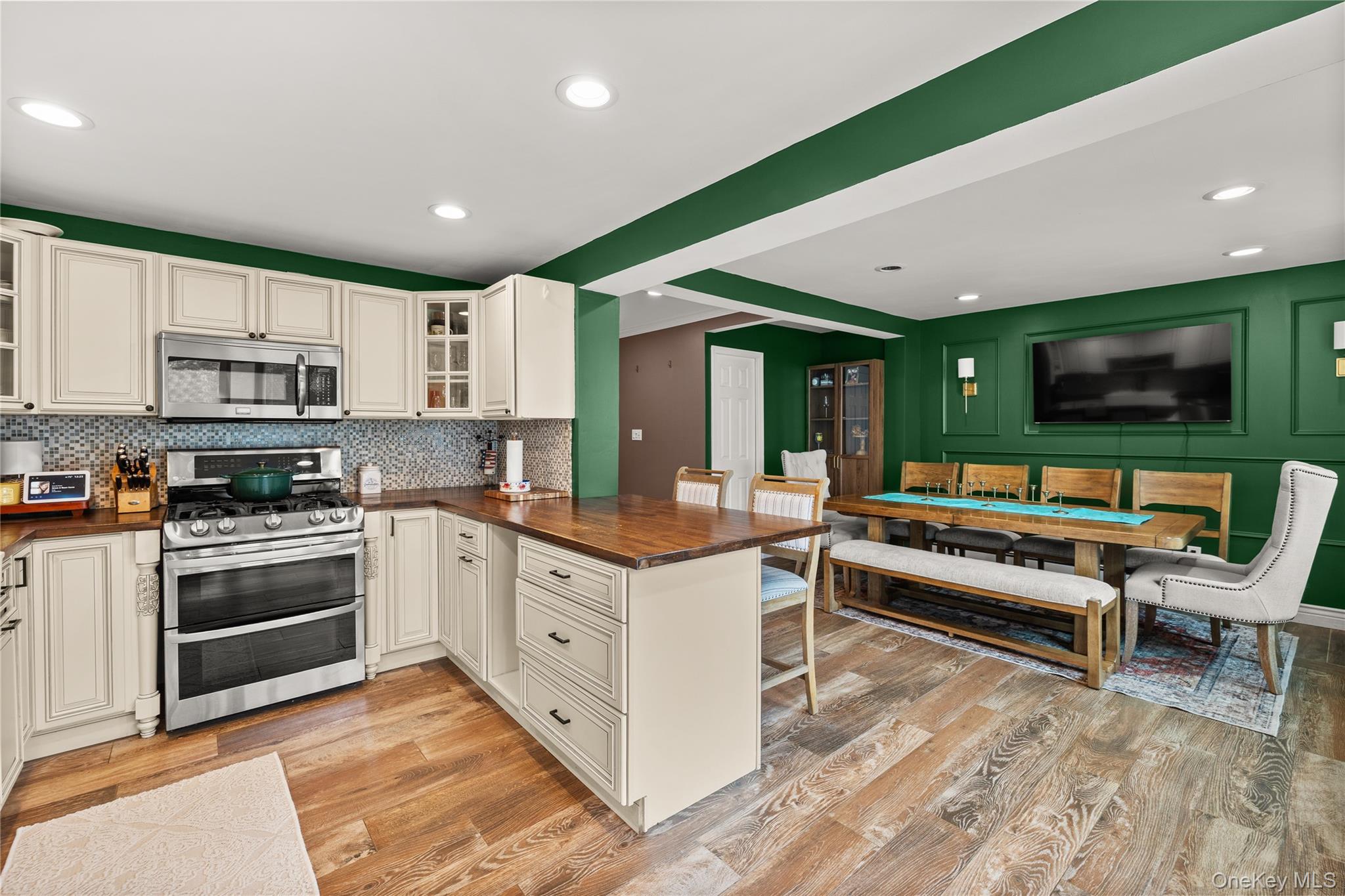 397 Buffalo Avenue – For Sale photo 4