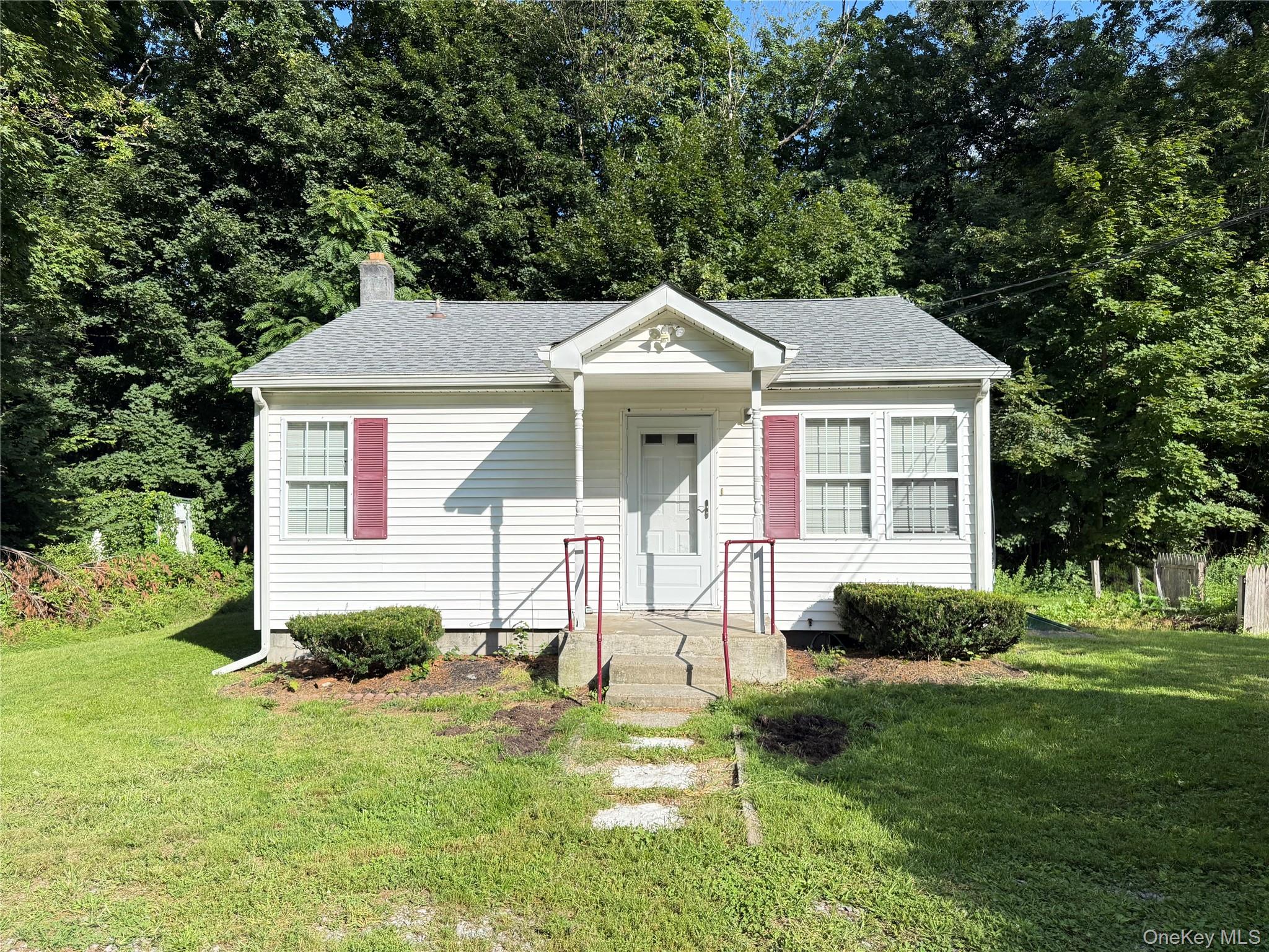 300 ROUTE 82 – For Rent