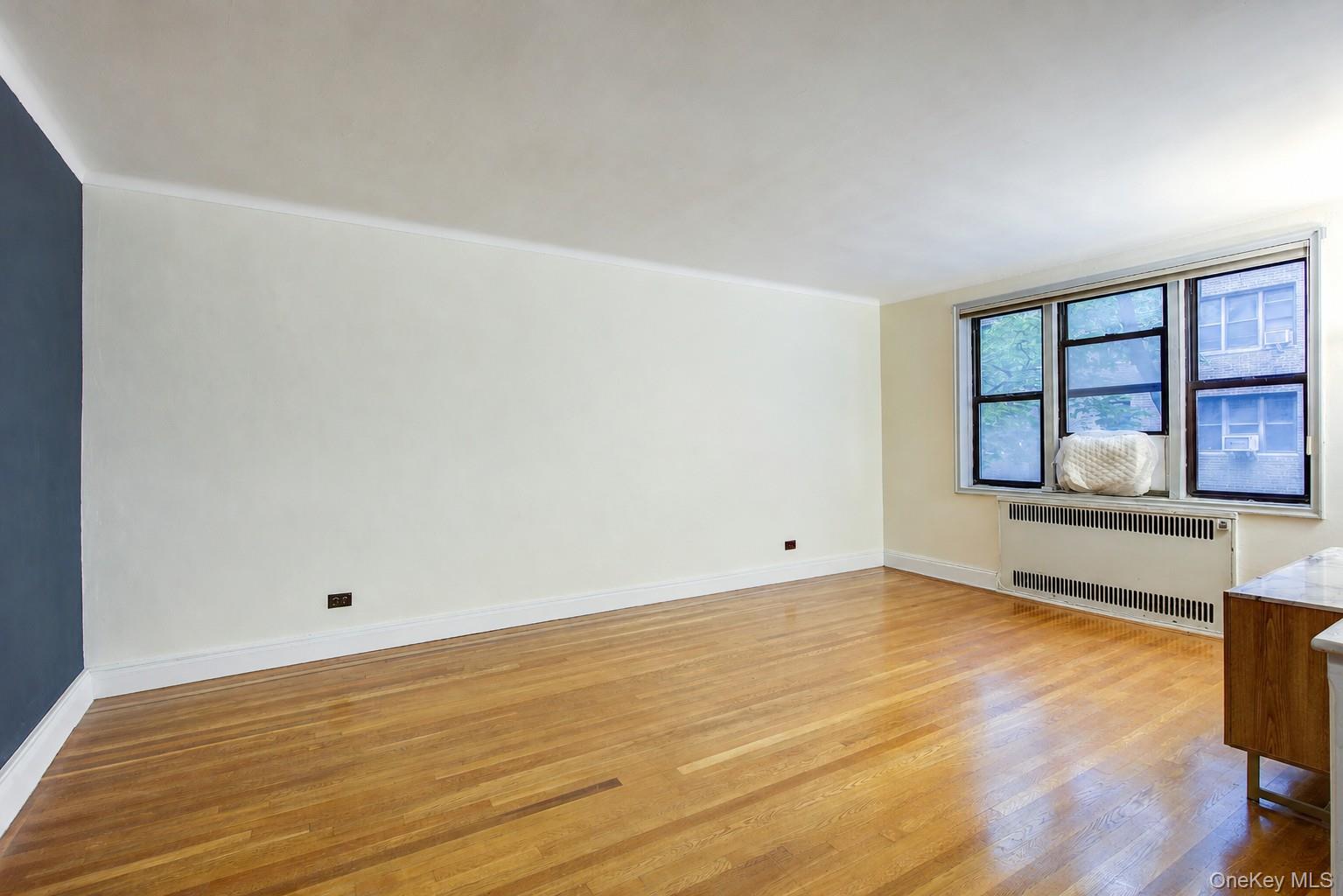 69-10 Yellowstone Boulevard, Unit 207 photo 9