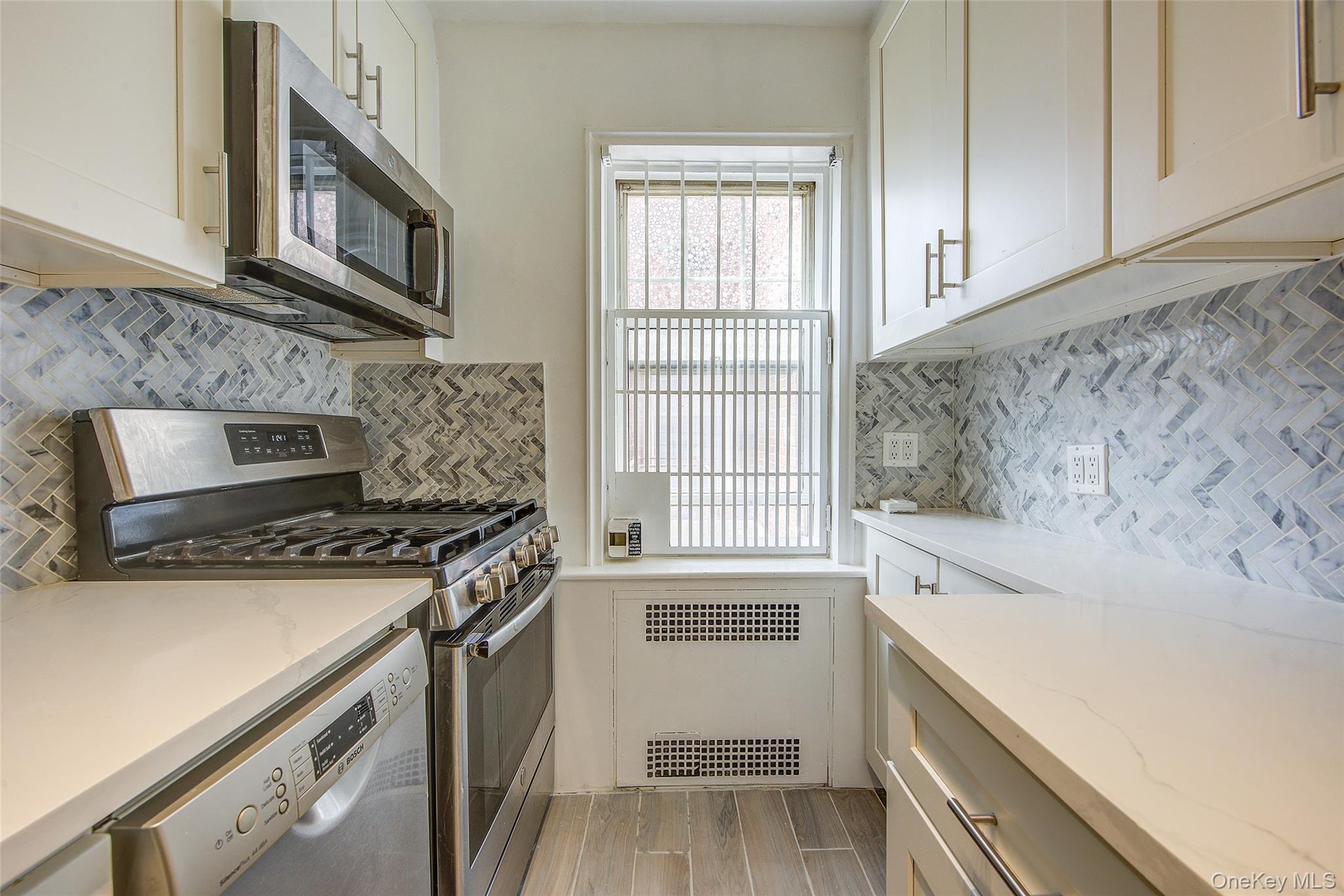 76-35 113th Street, Unit 6F photo 16