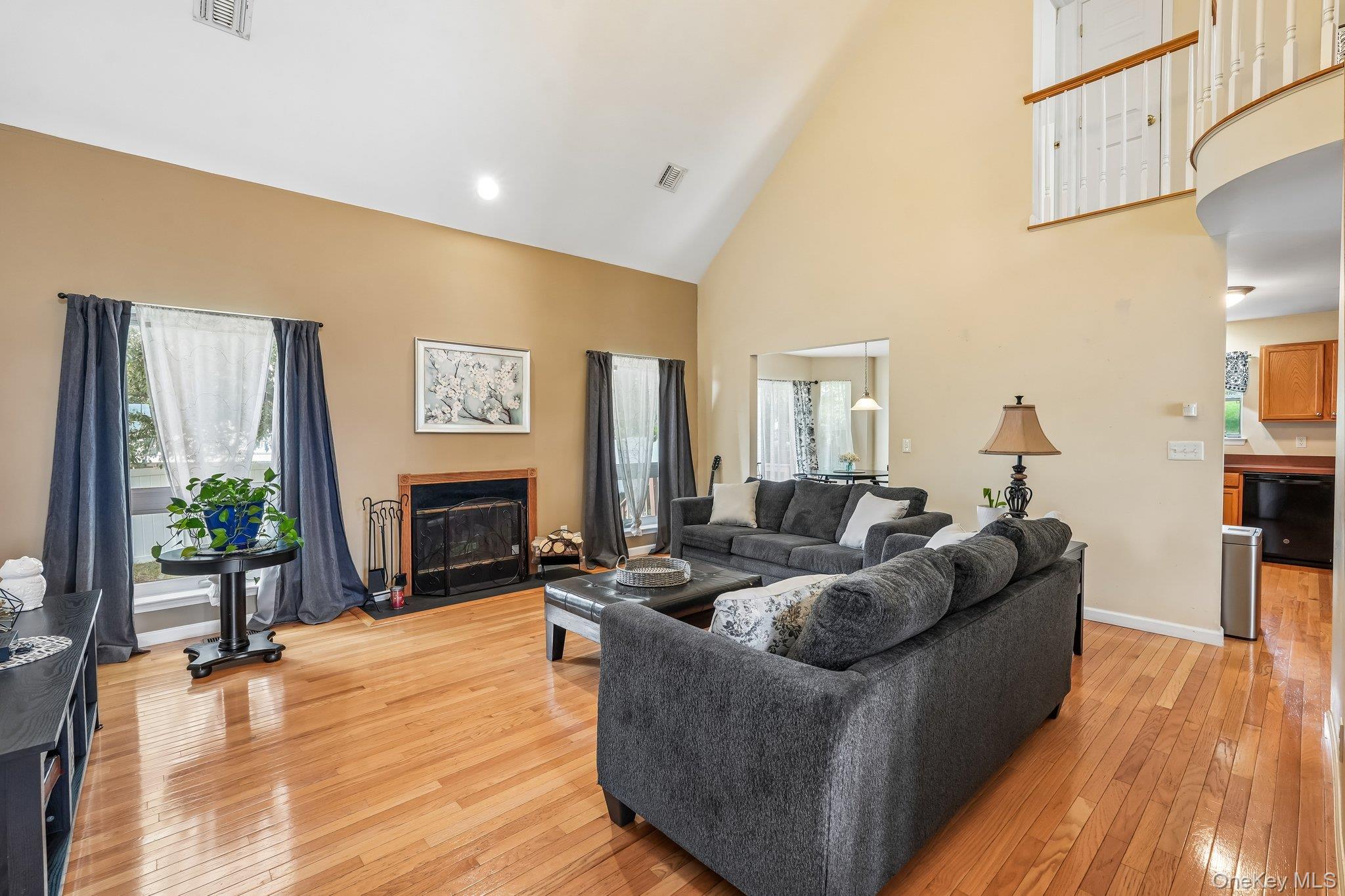 32 Maiden Lane – For Sale photo 13