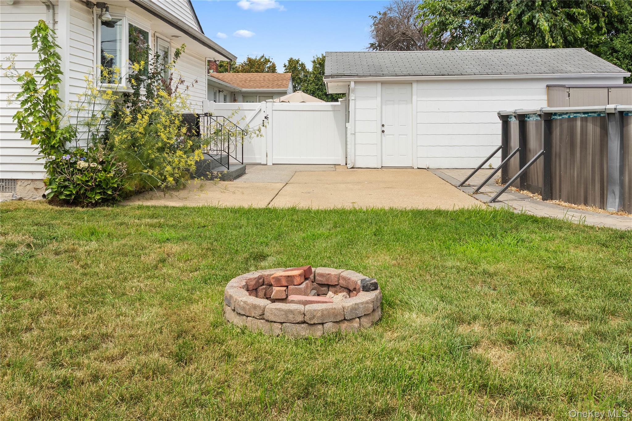 75 Linden Boulevard – For Sale photo 30