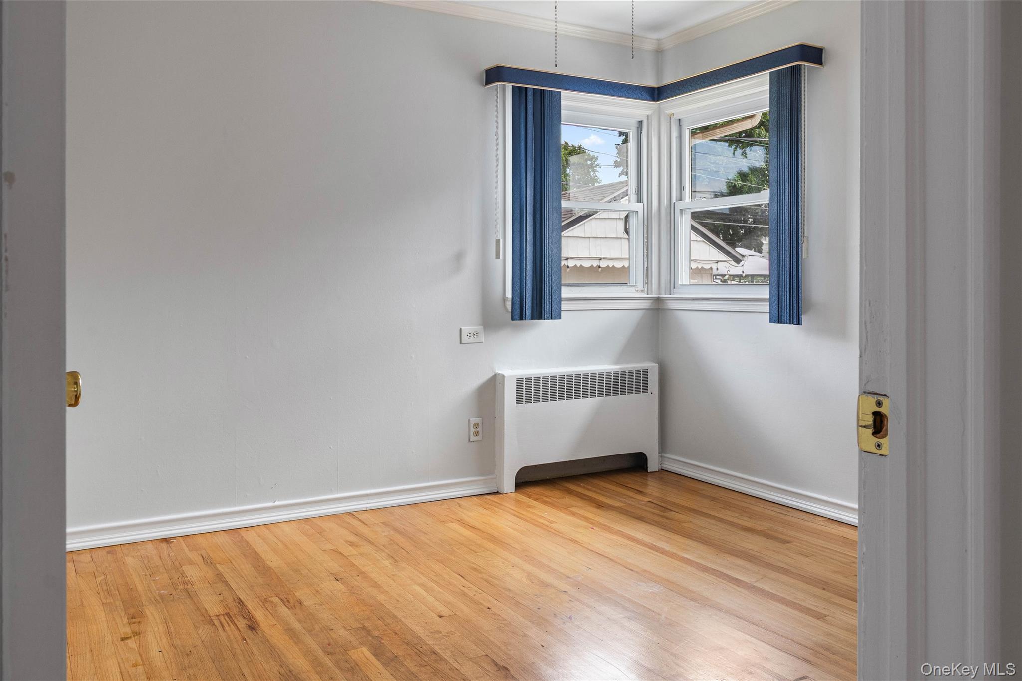 75 Linden Boulevard – For Sale photo 13