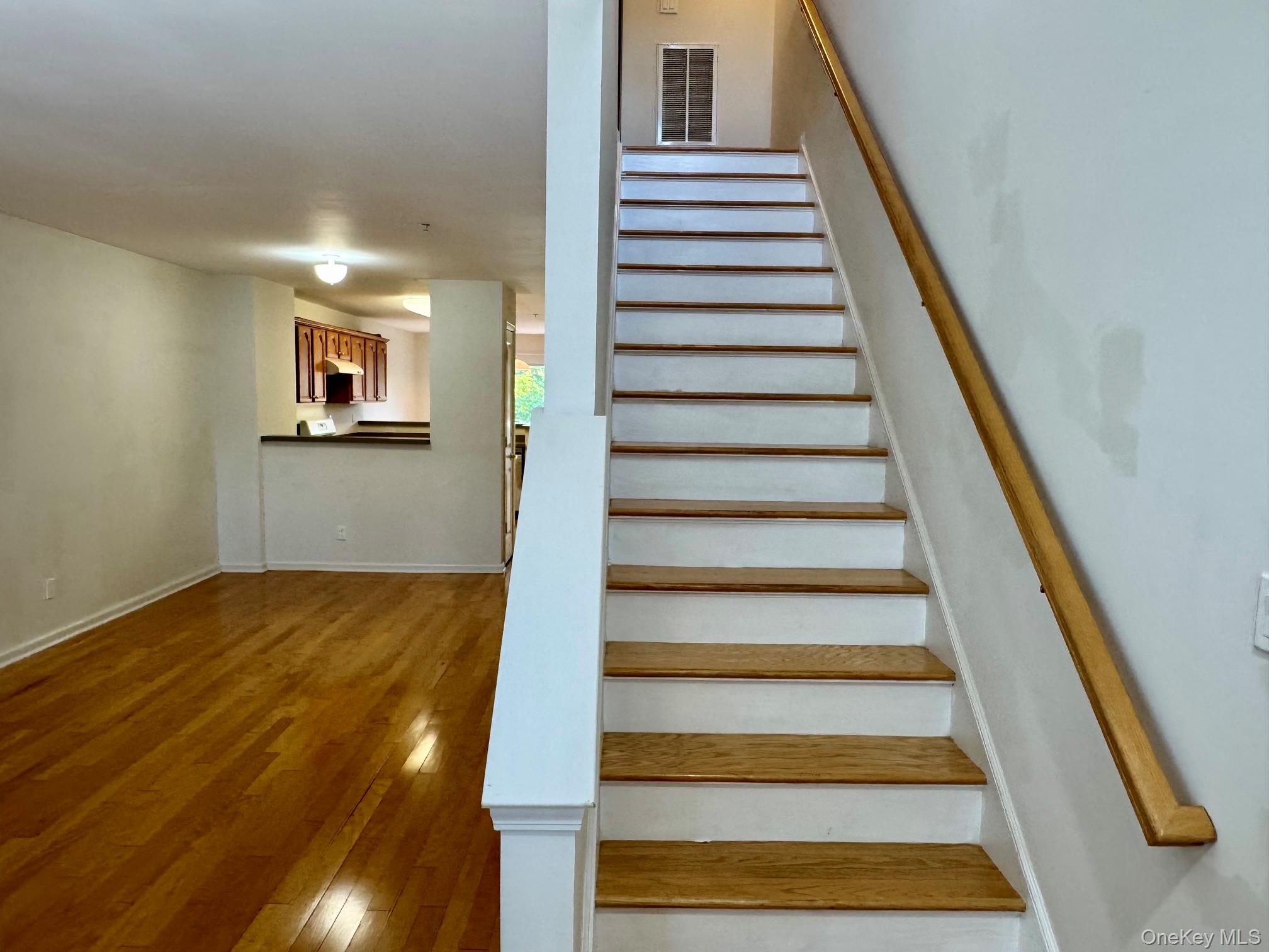 19 Putters Way, Unit 10 photo 24