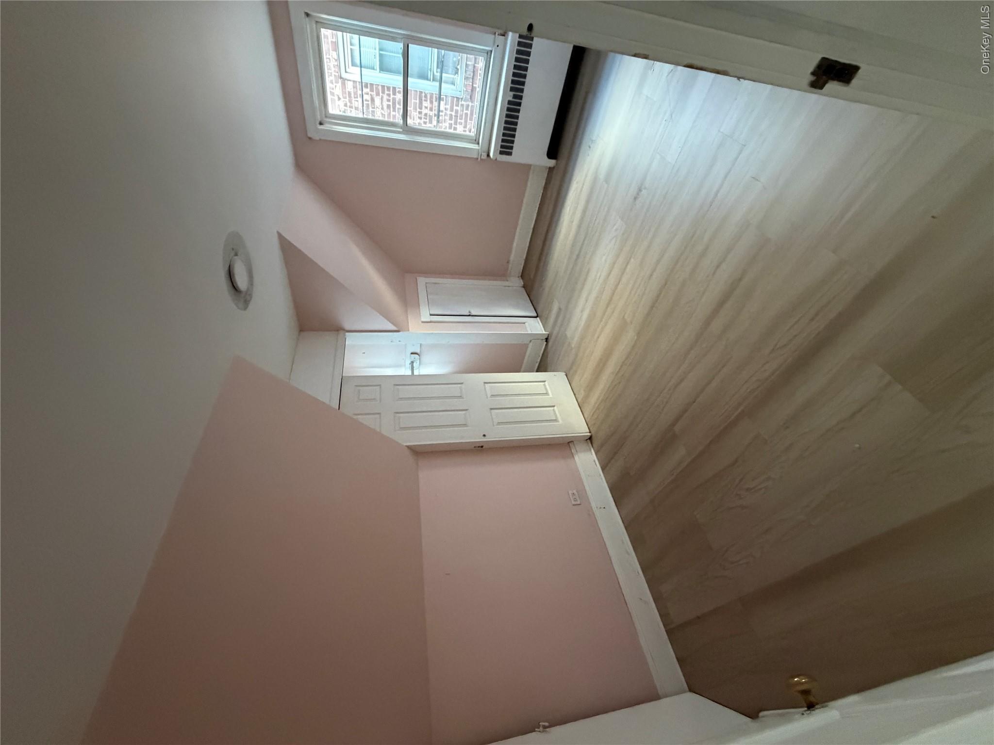 228 Roberts Avenue – For Rent photo 10