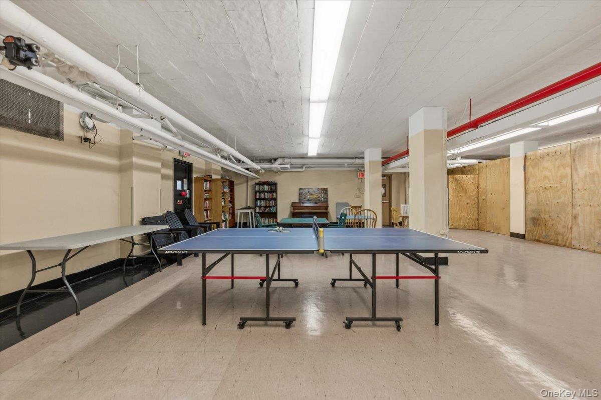 80 Knolls Crescent, Unit 6B photo 13