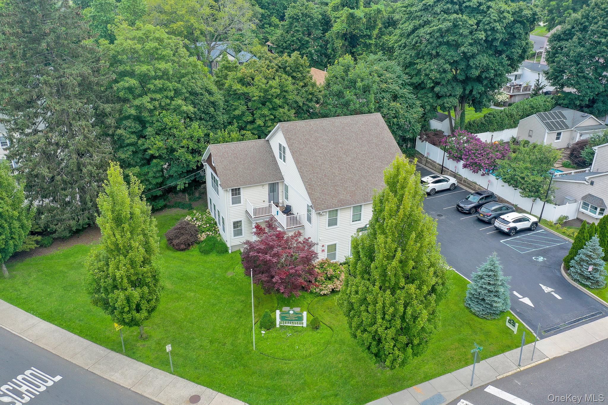 907 Main Street – For Rent photo 18