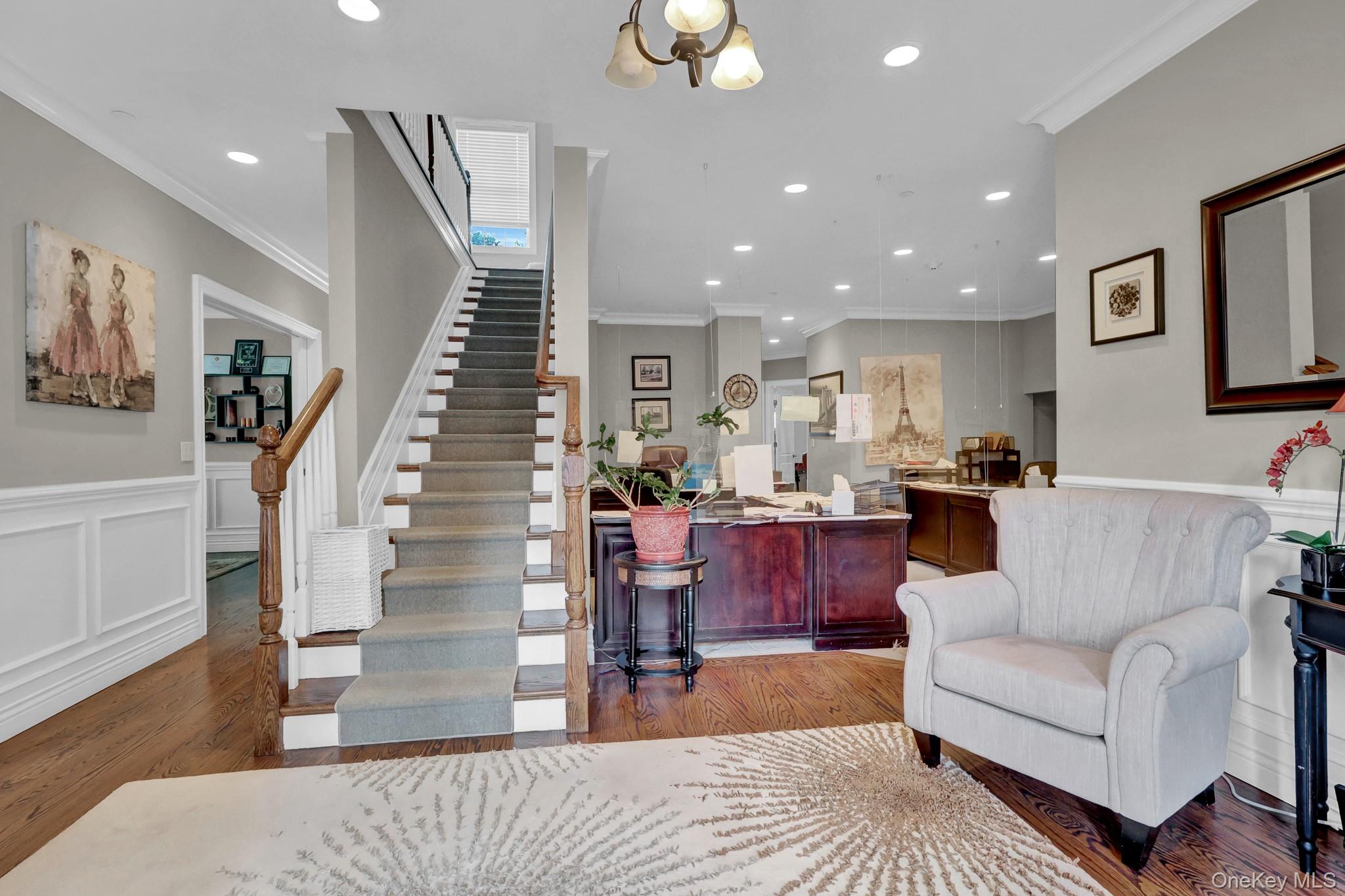 907 Main Street – For Rent photo 5