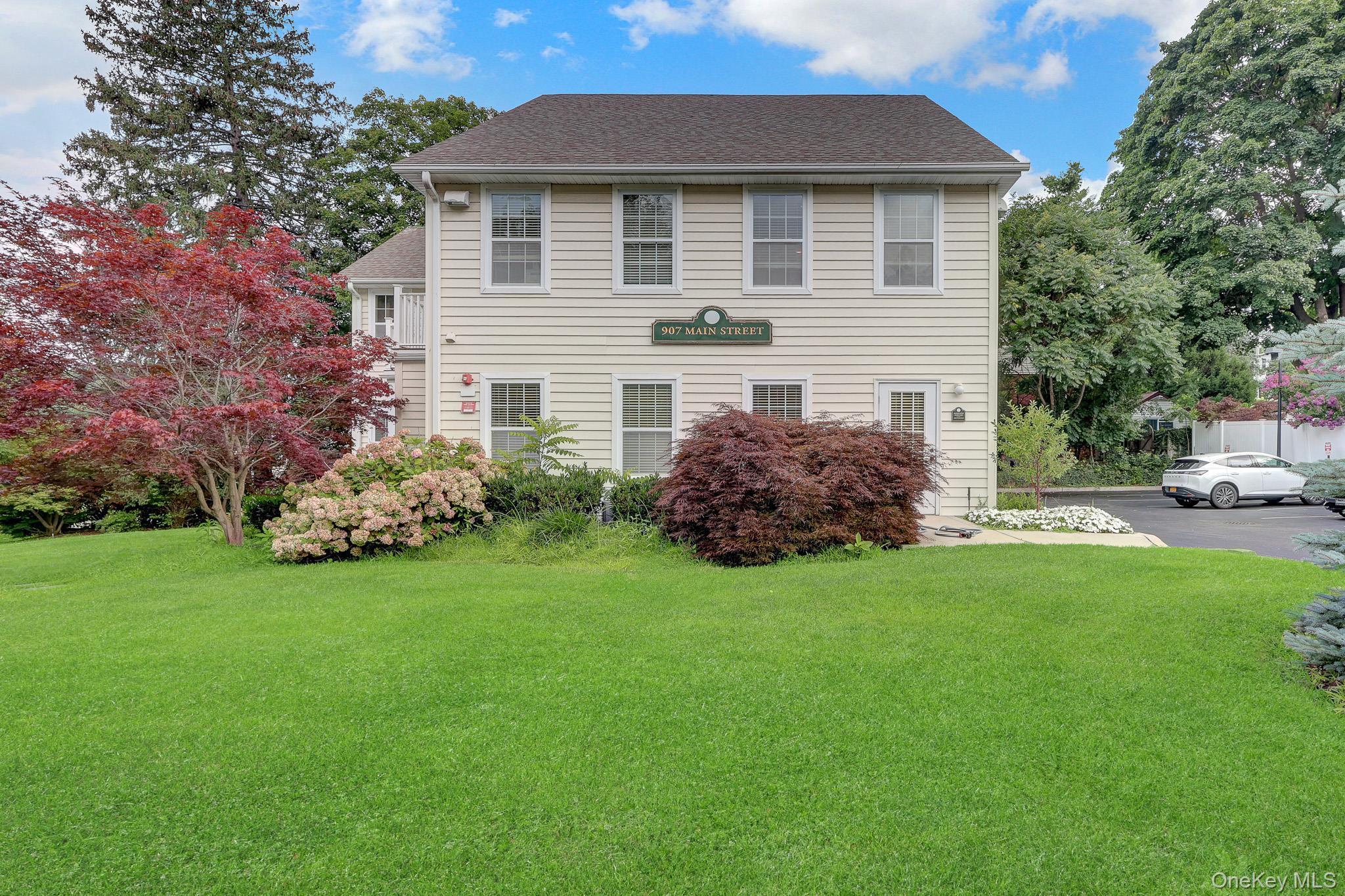 907 Main Street – For Rent photo 9