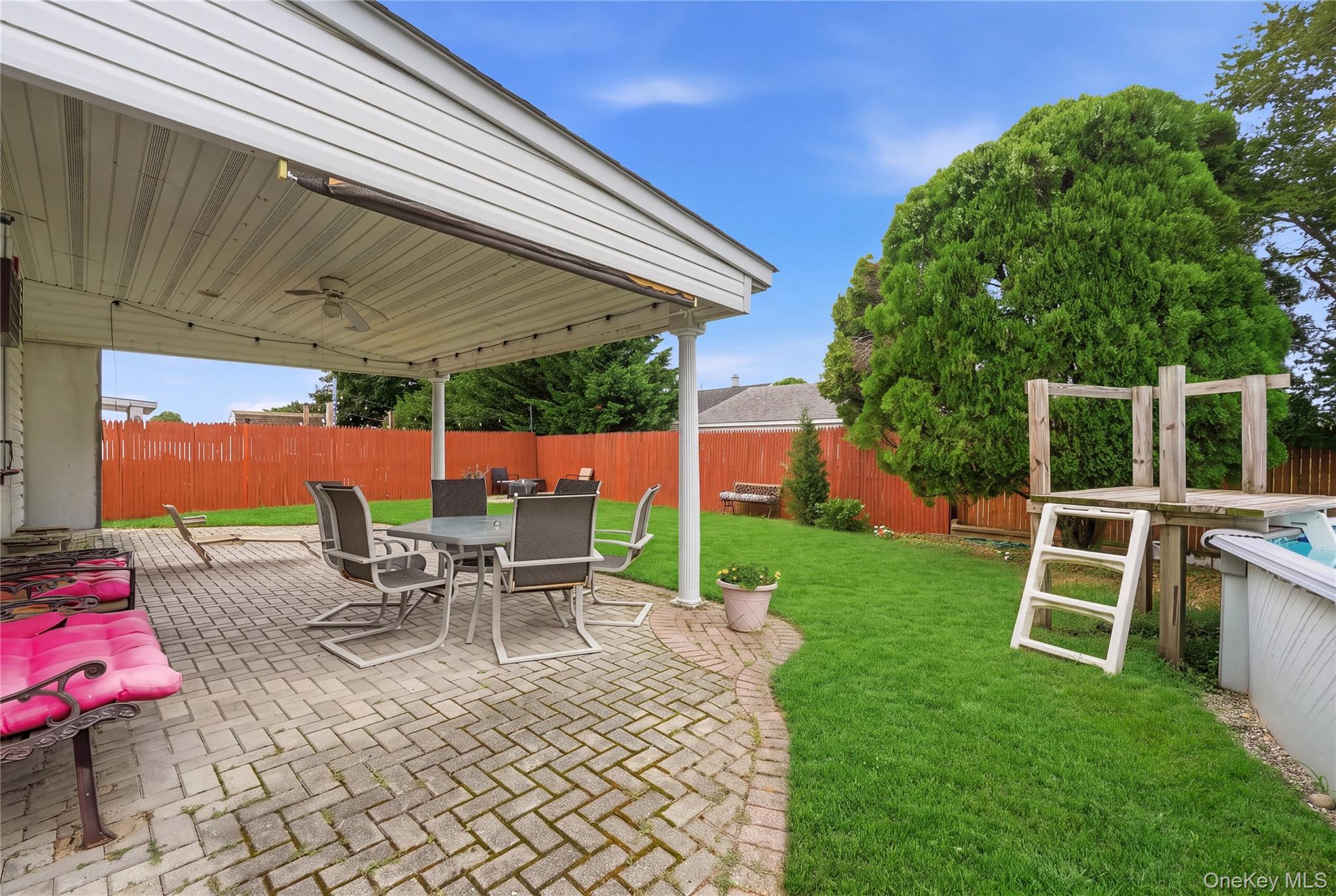 245 Seaford Avenue – For Sale photo 31