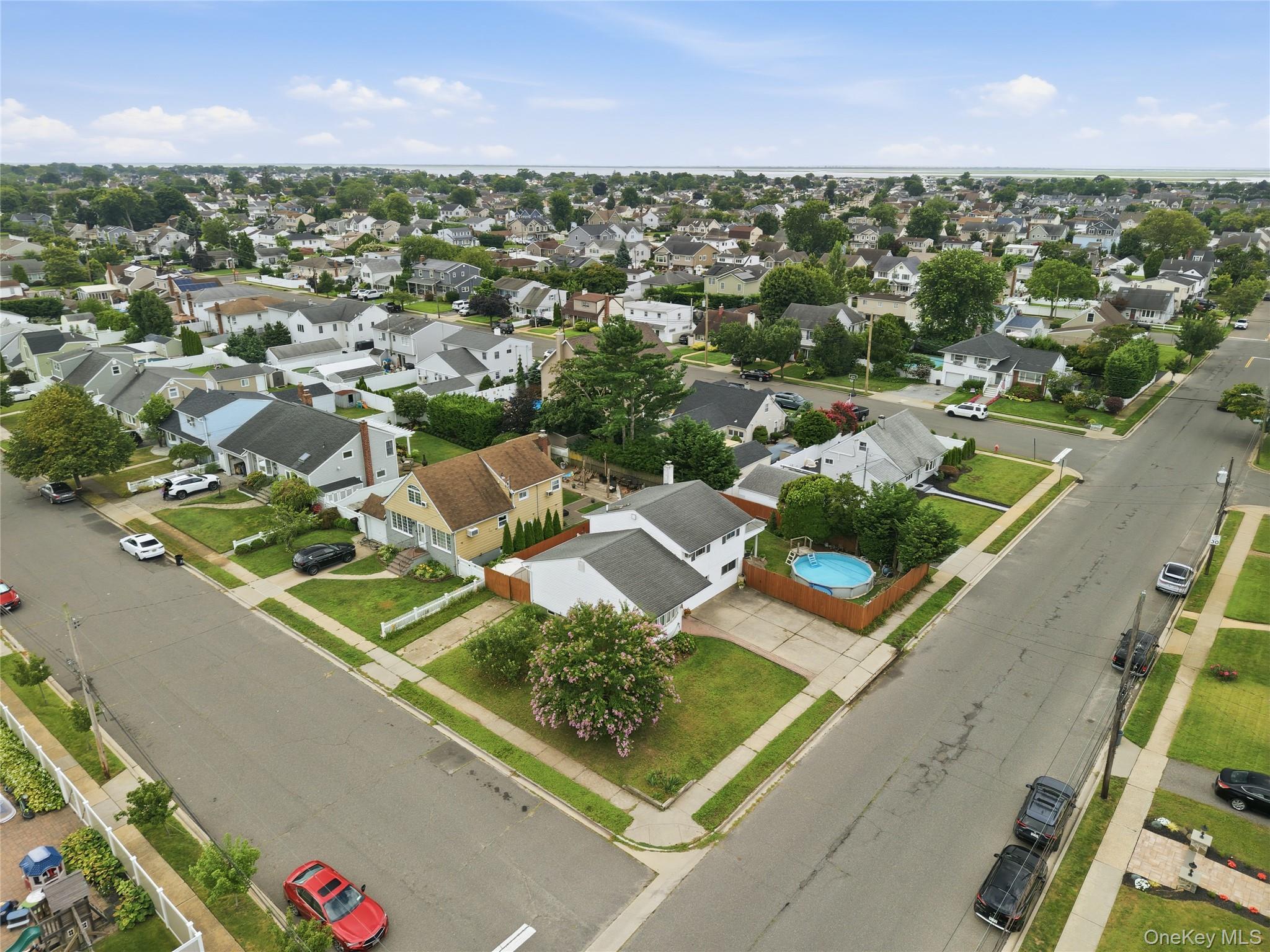 245 Seaford Avenue – For Sale photo 36