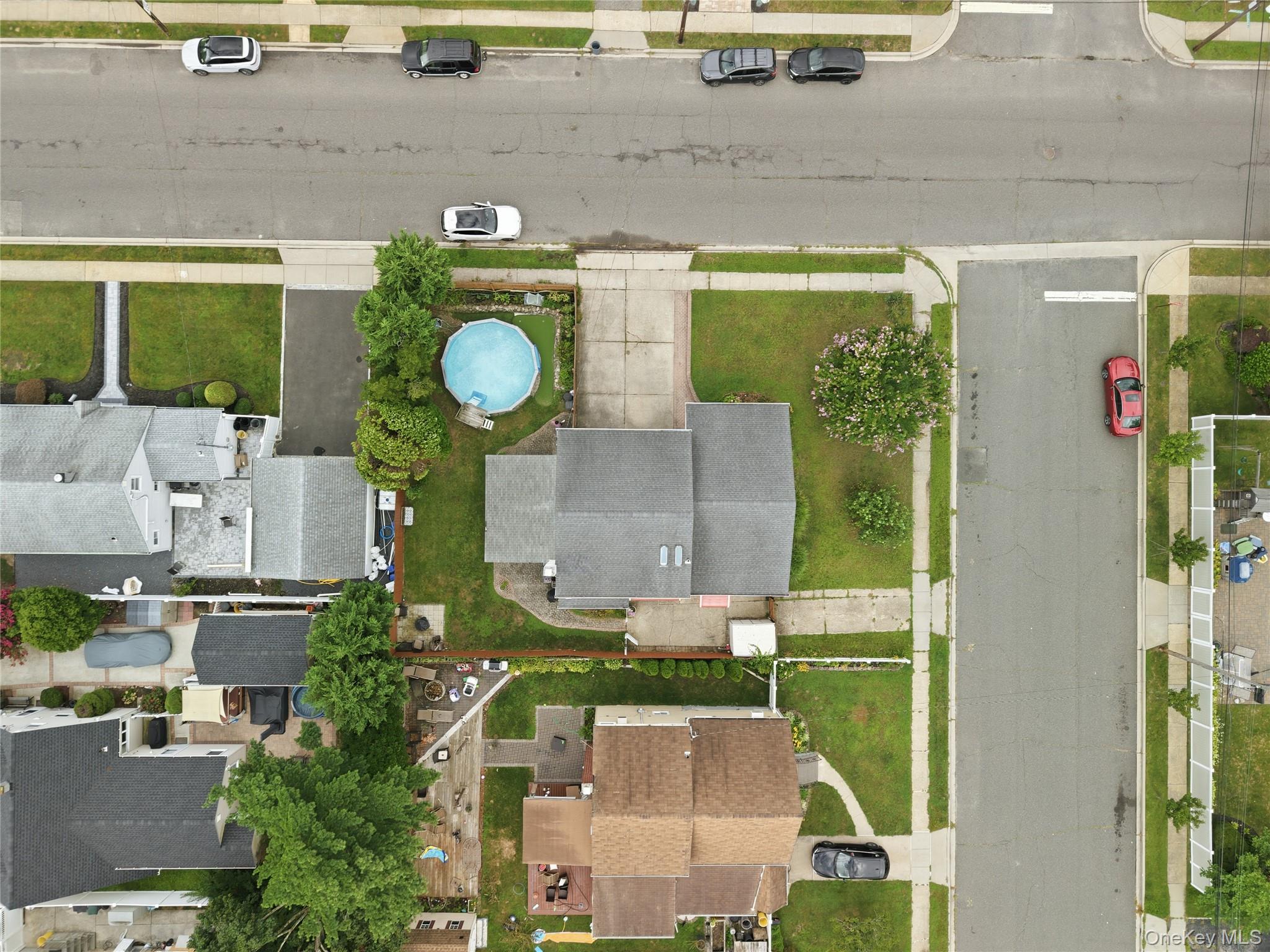 245 Seaford Avenue – For Sale photo 38