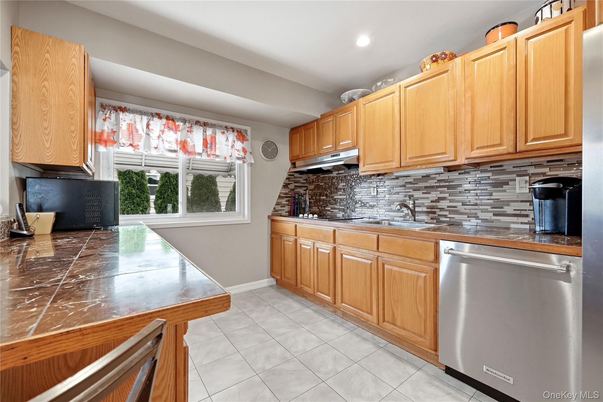 245 Seaford Avenue – For Sale photo 16