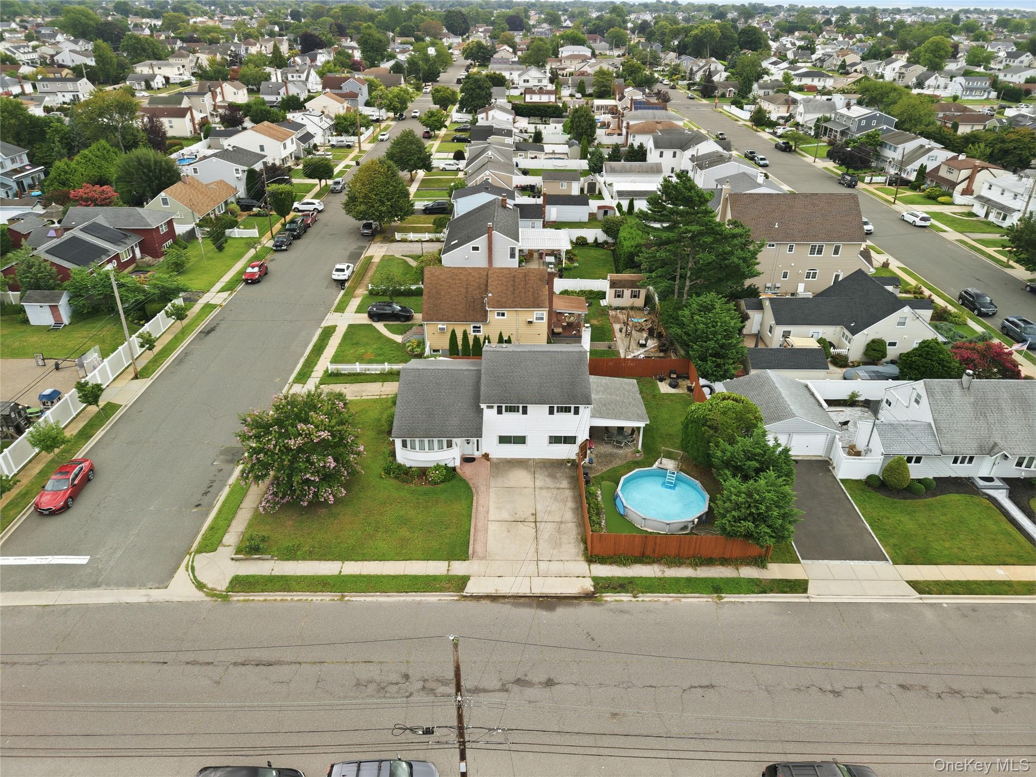 245 Seaford Avenue – For Sale photo 35