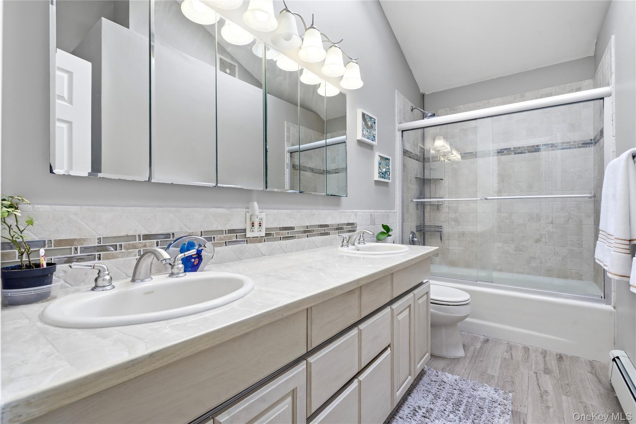 245 Seaford Avenue – For Sale photo 21