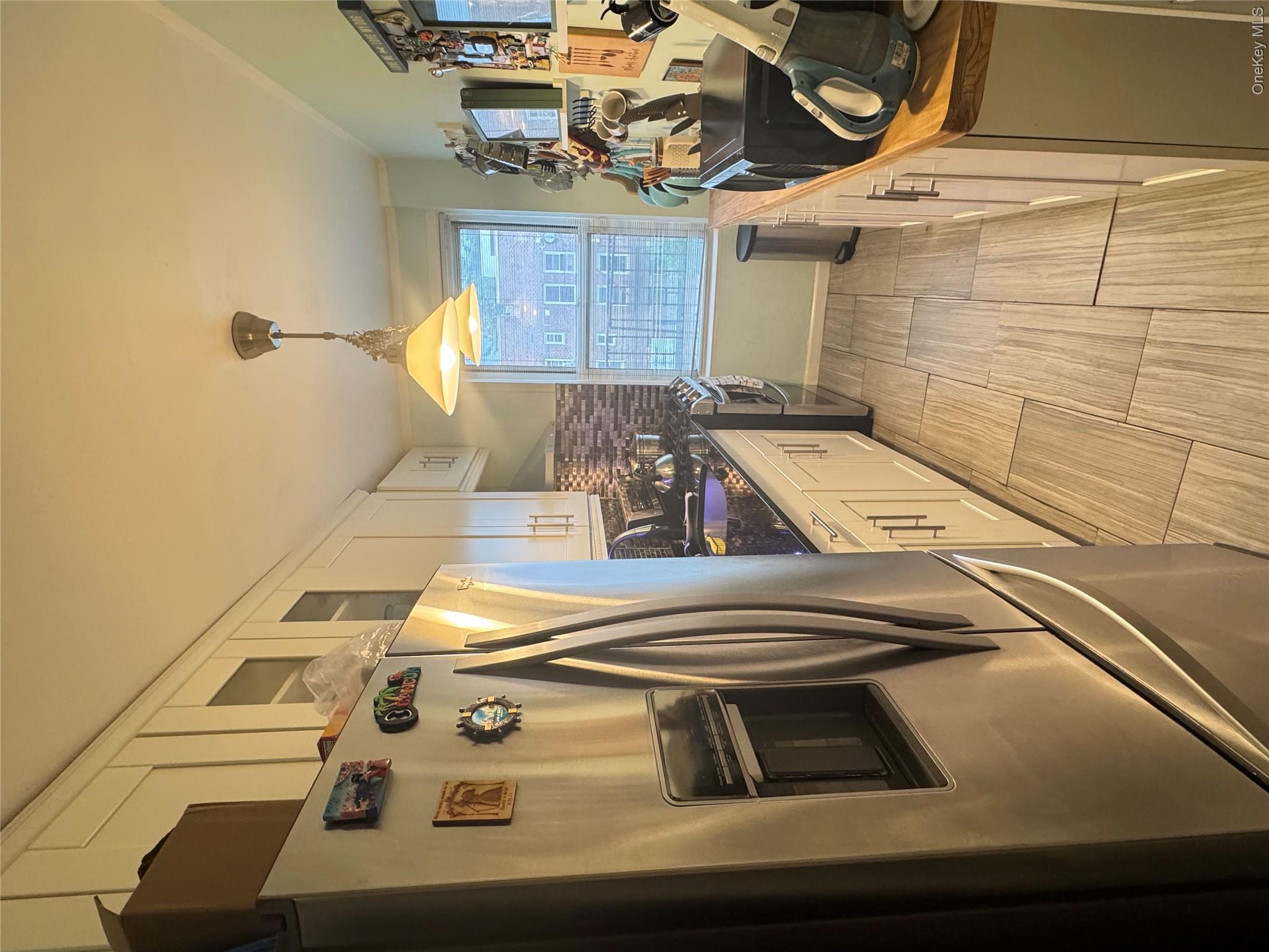 138-35 Jewel Ave., Unit 3D photo 2