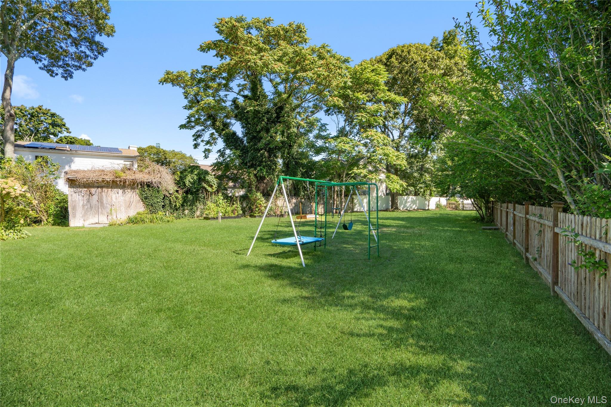 15 Parkwood Drive – For Sale photo 33