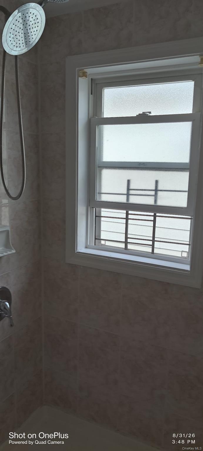. . Avenue – For Rent photo 6